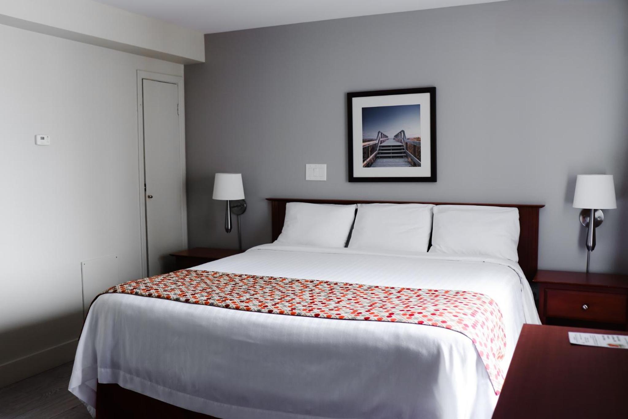 King/Queen Suite - Non-Smoking - Photo 1