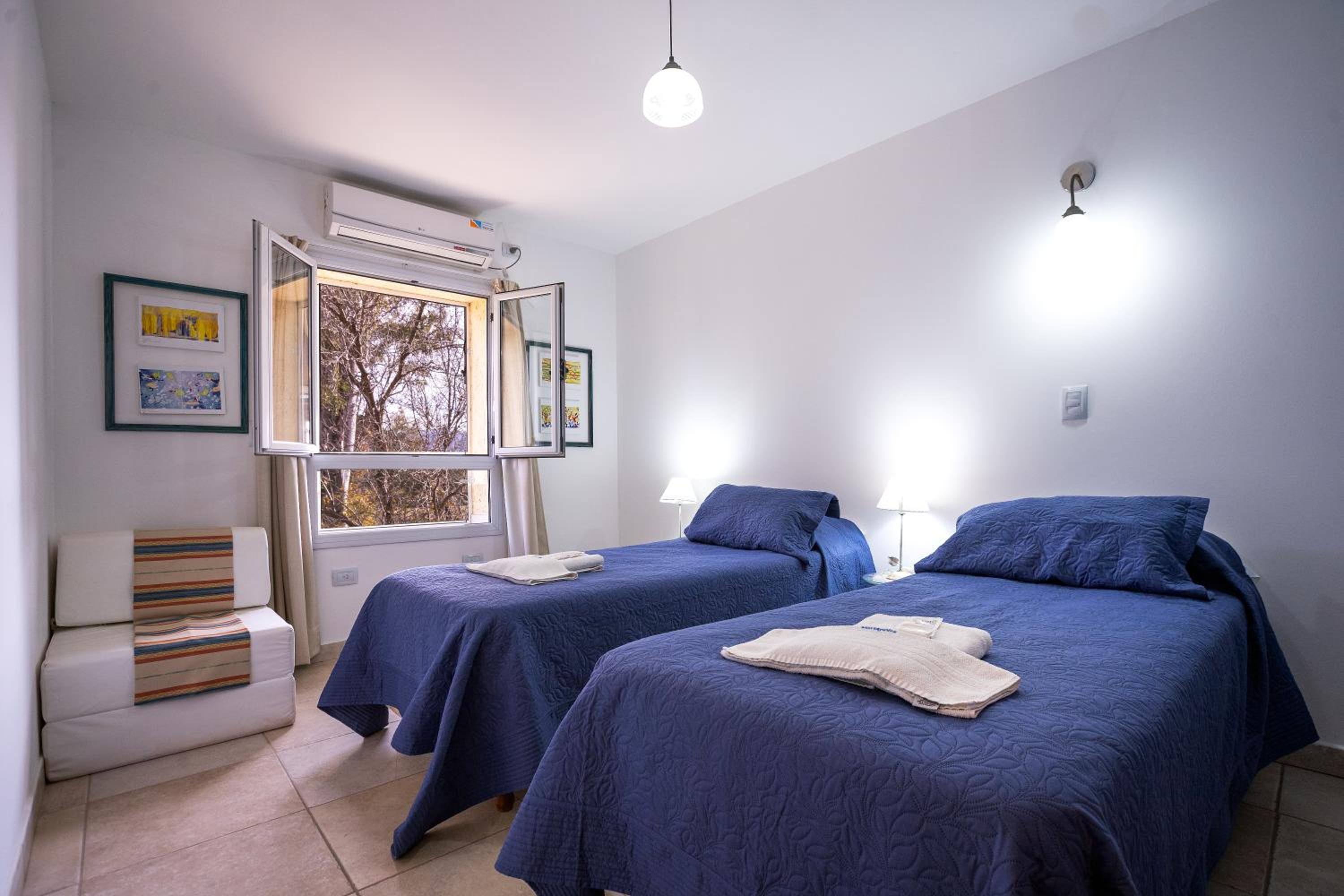 Comfort Triple Room with Shower photo 3