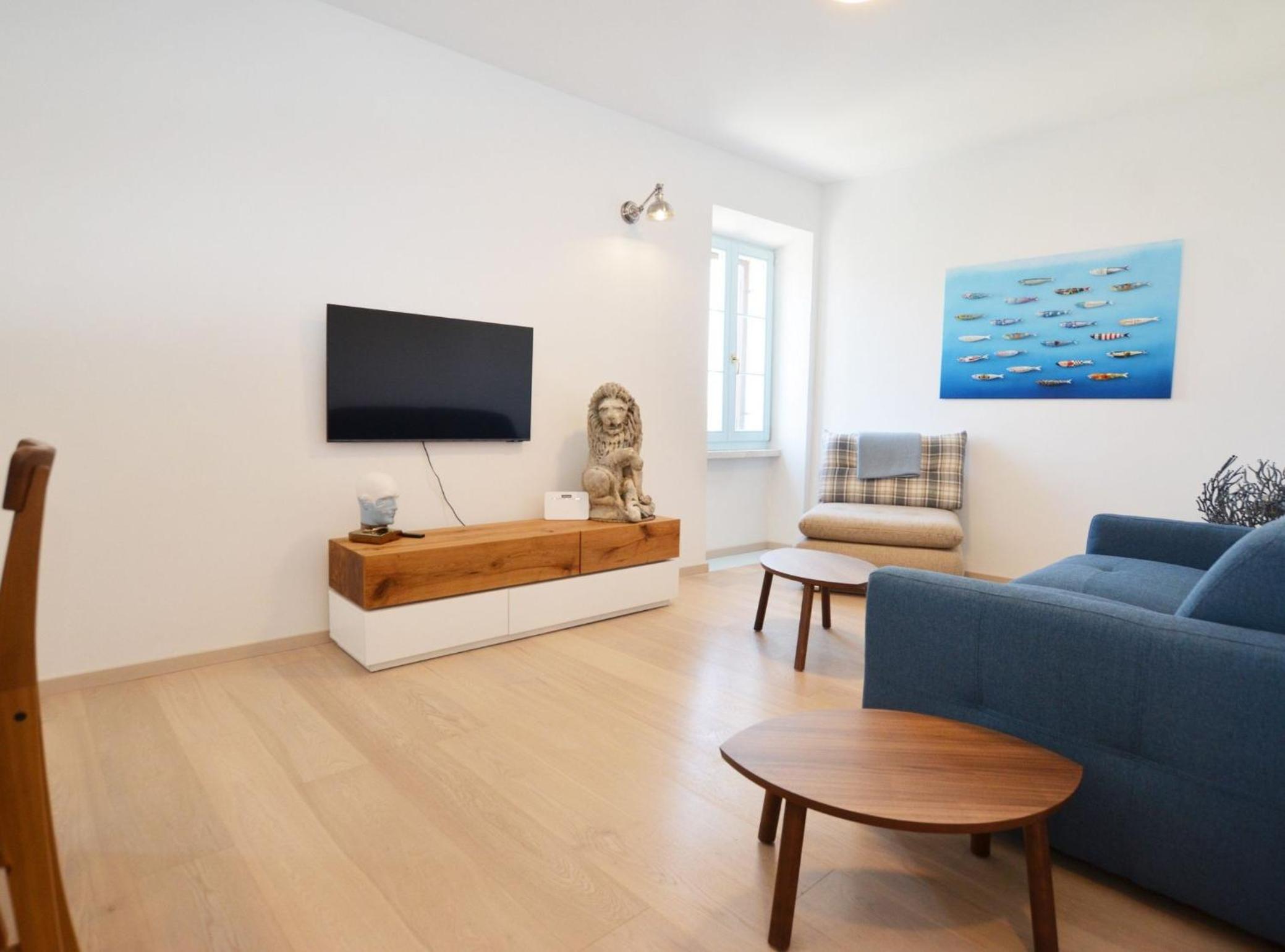 One Bedroom Apartment With Sea View