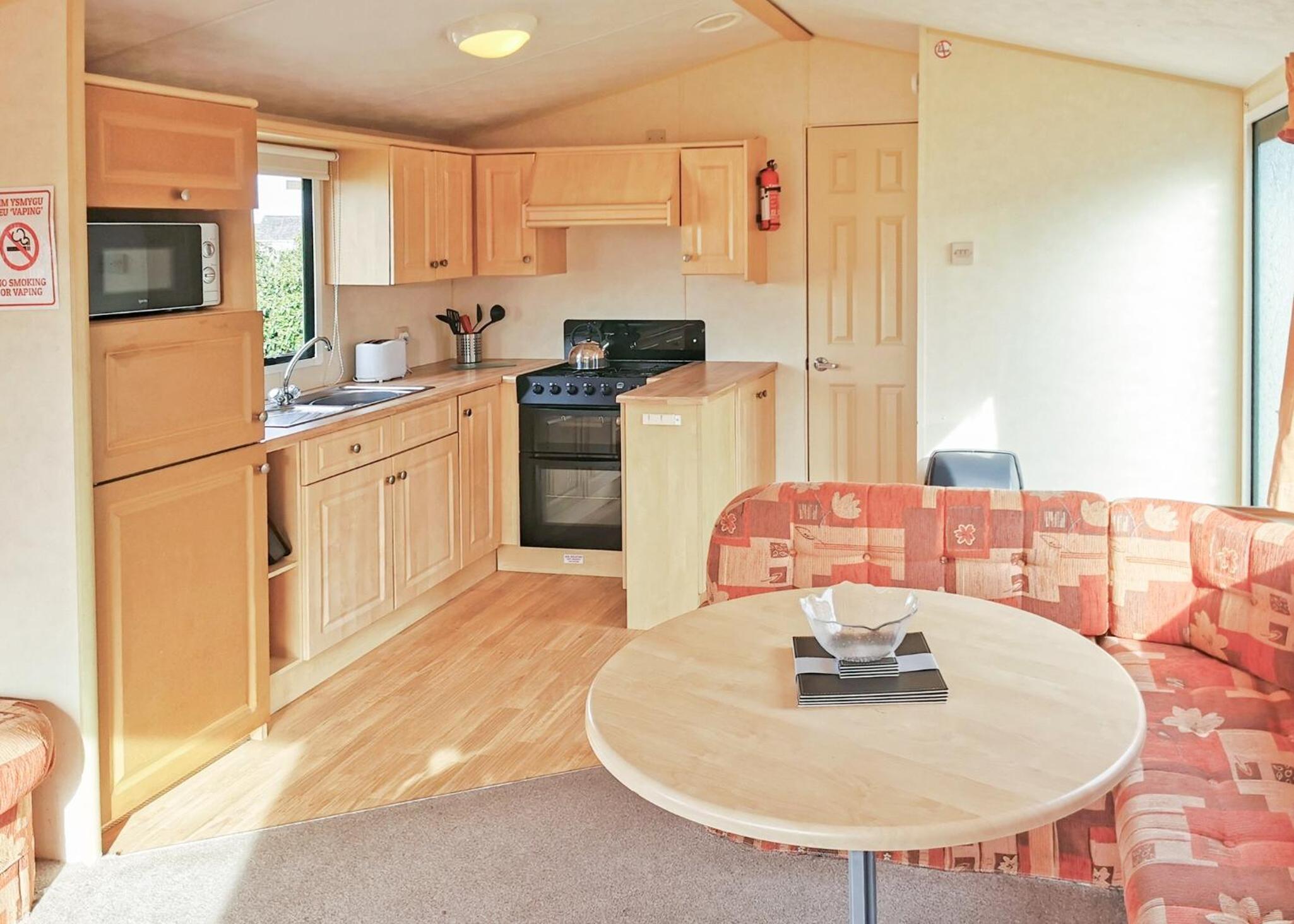 Three-Bedroom Mobile Home photo 3