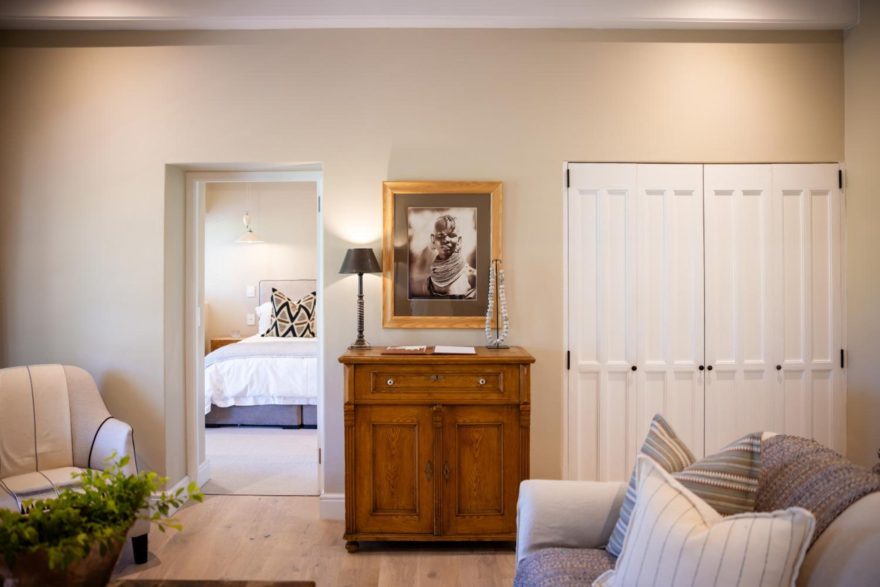 Two-Bedroom Villa - Photo 3
