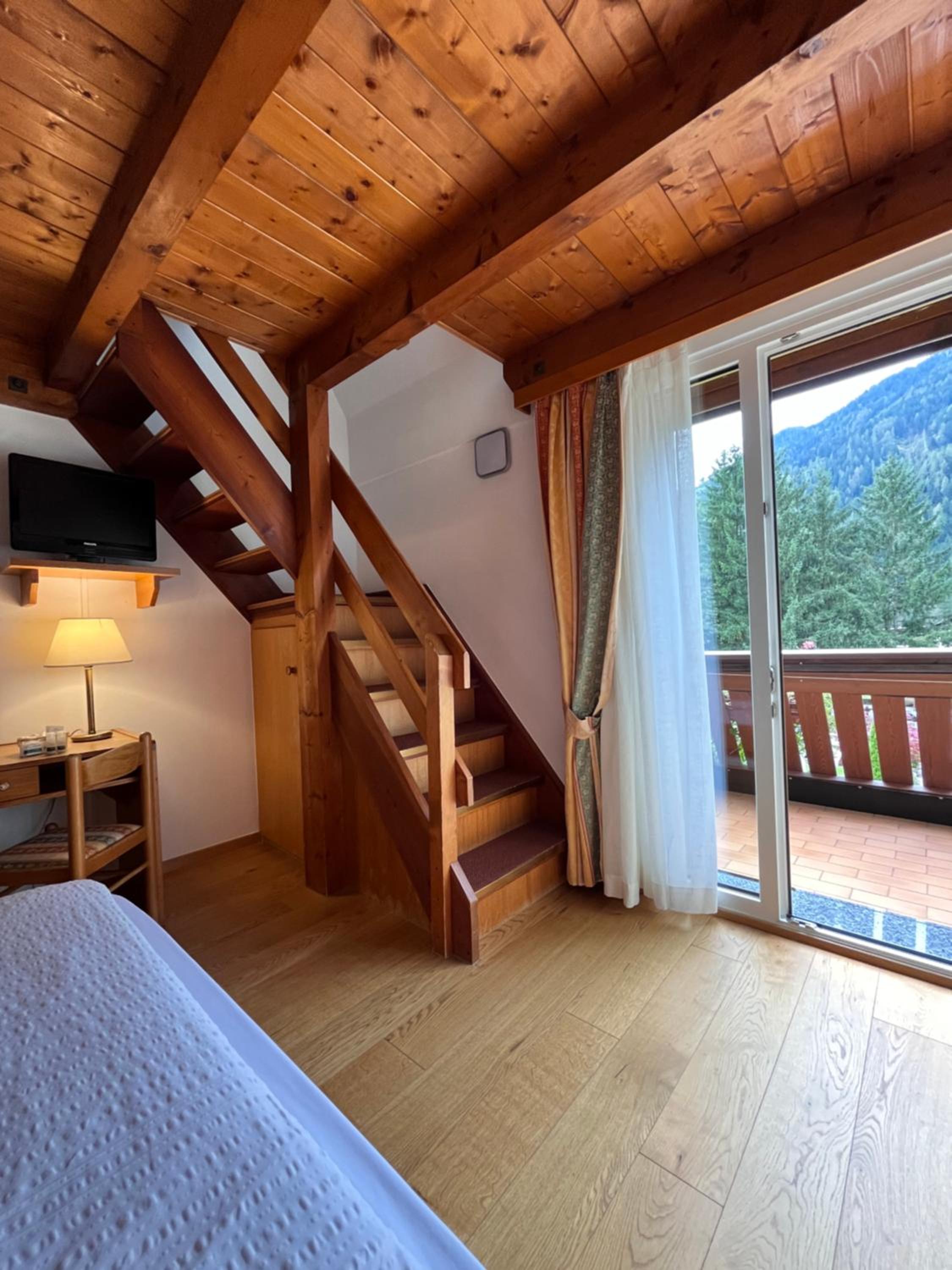 Standard Triple Room - Photo 3