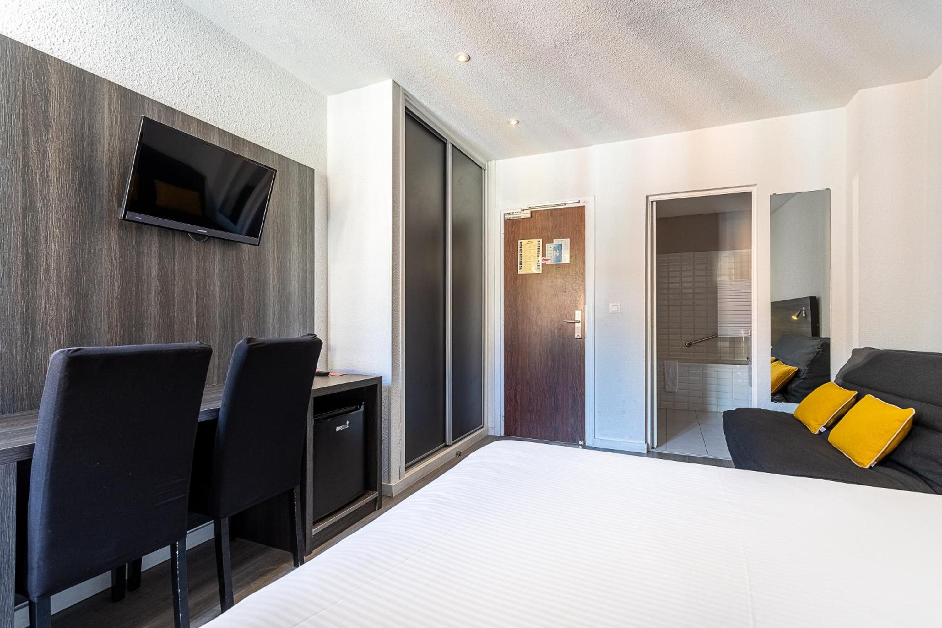 Triple Room - Photo 1