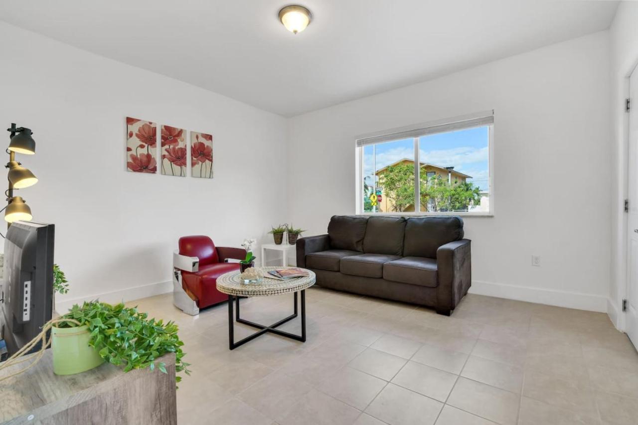 Apartment photo 2