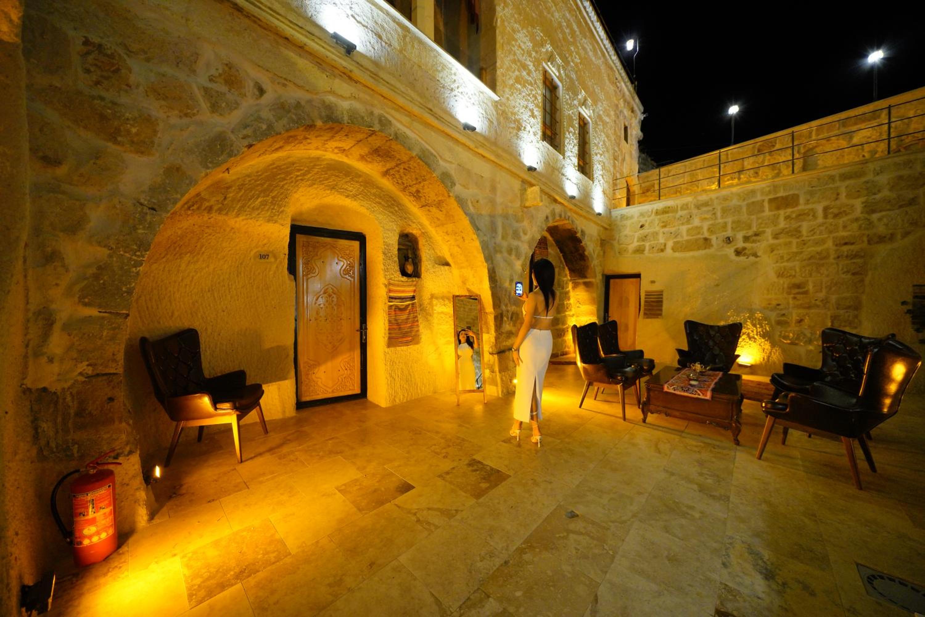 King Room With Balcony photo 2