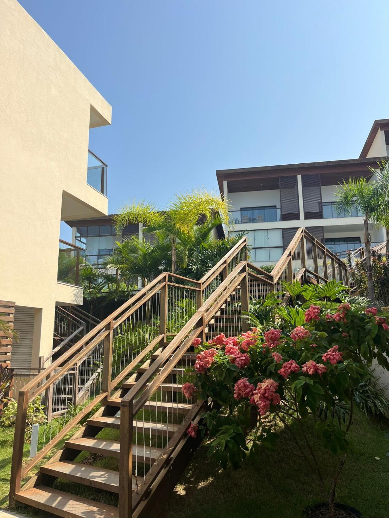 One-Bedroom Apartment with Pool View photo 3