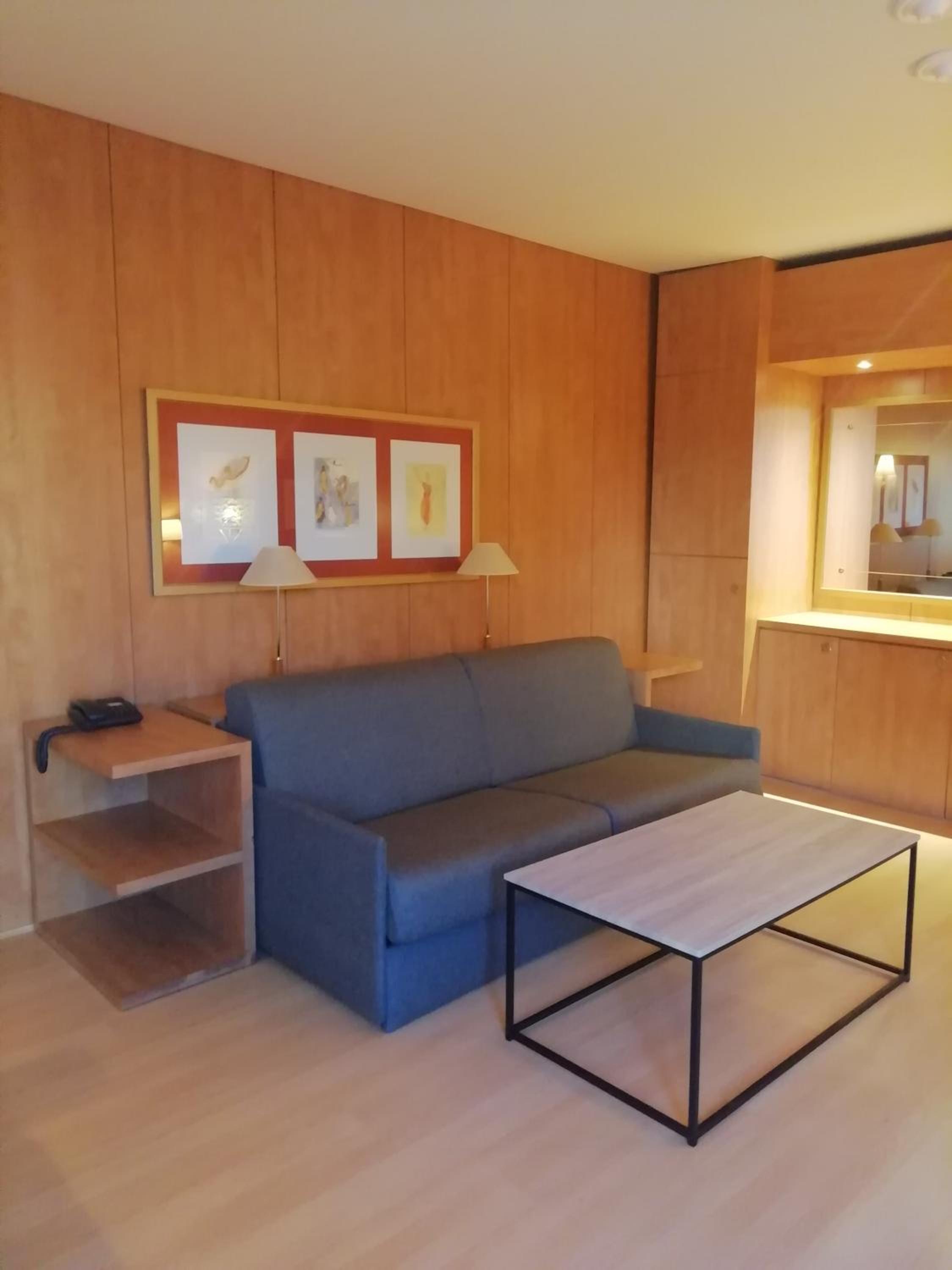 Queen Suite photo 3