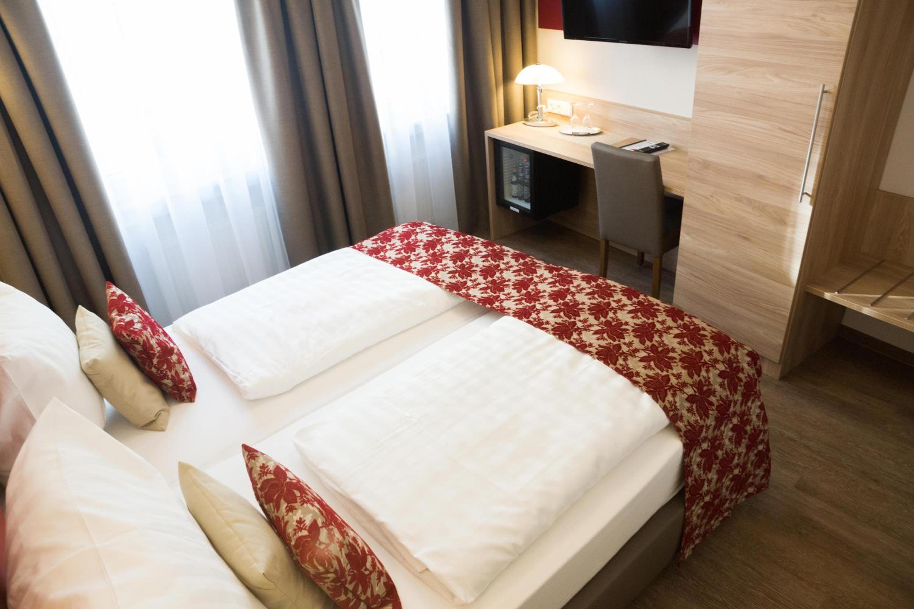Business Double Room photo 2