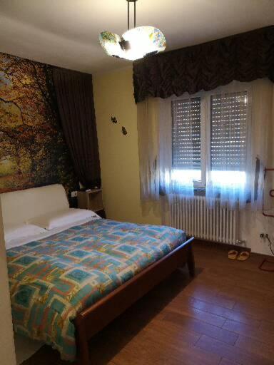 Large Double Room - Photo 9