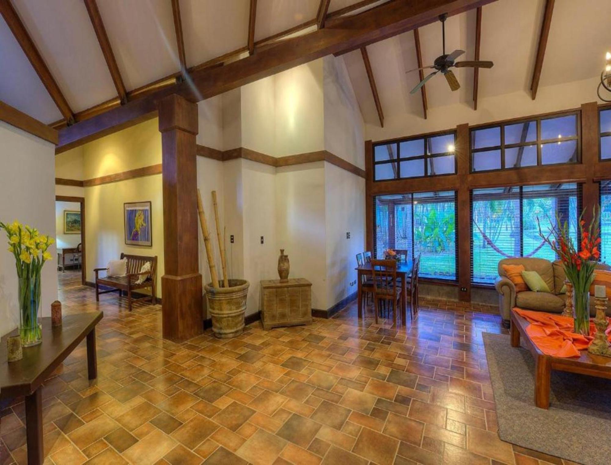 Deluxe Villa photo 3
