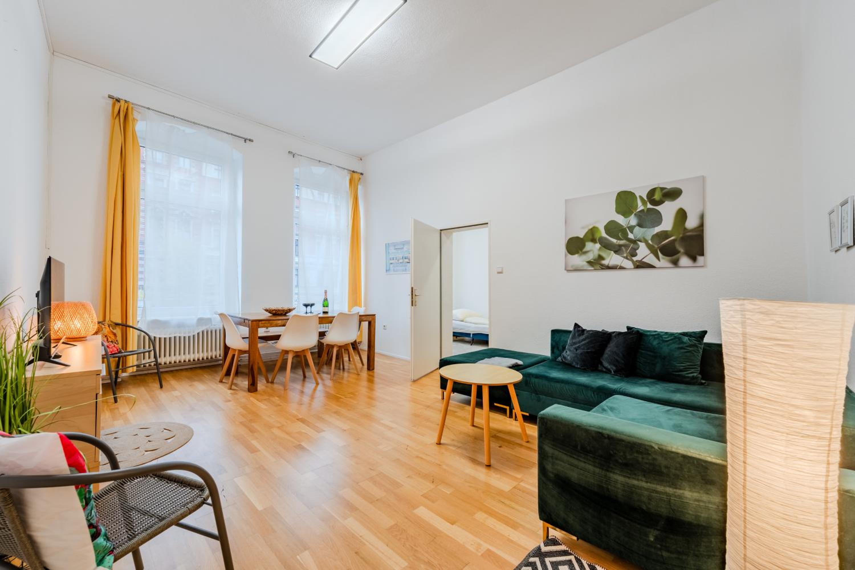Three-Bedroom Standard Apartment photo 1