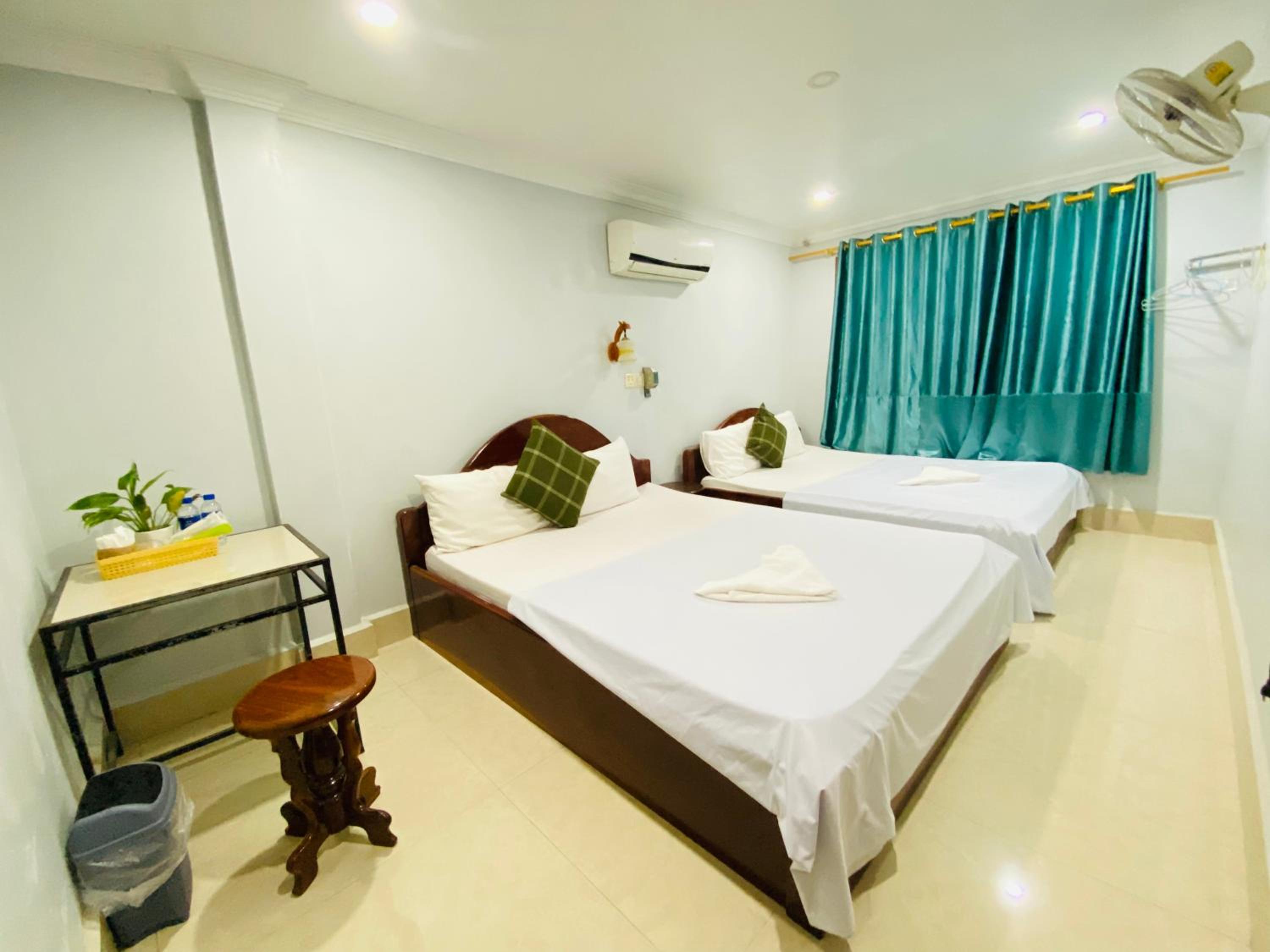 Double Room with Private Bathroom photo 2