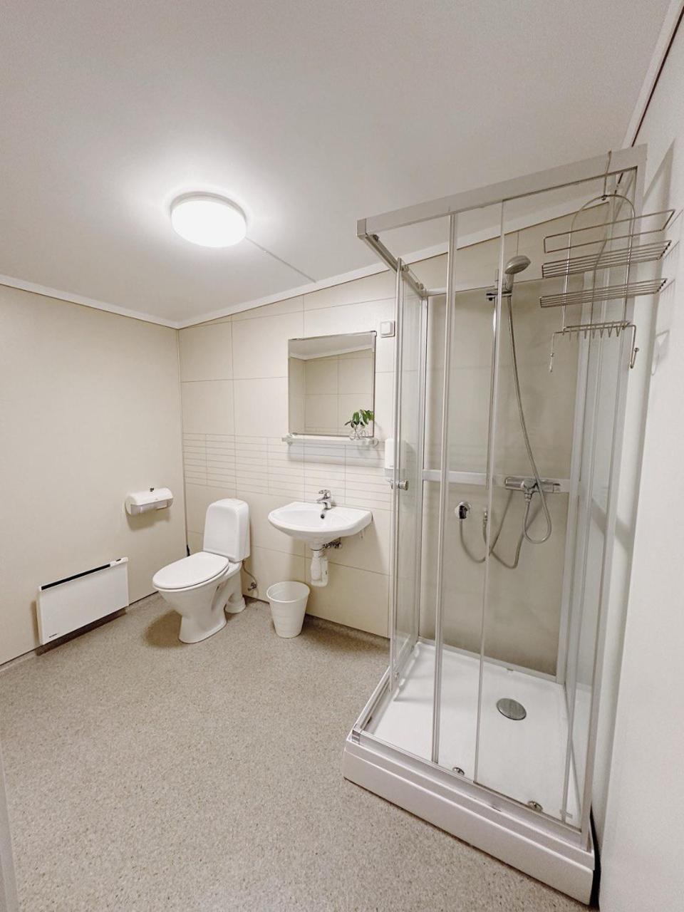 Double or Twin Room with Private Bathroom photo 2