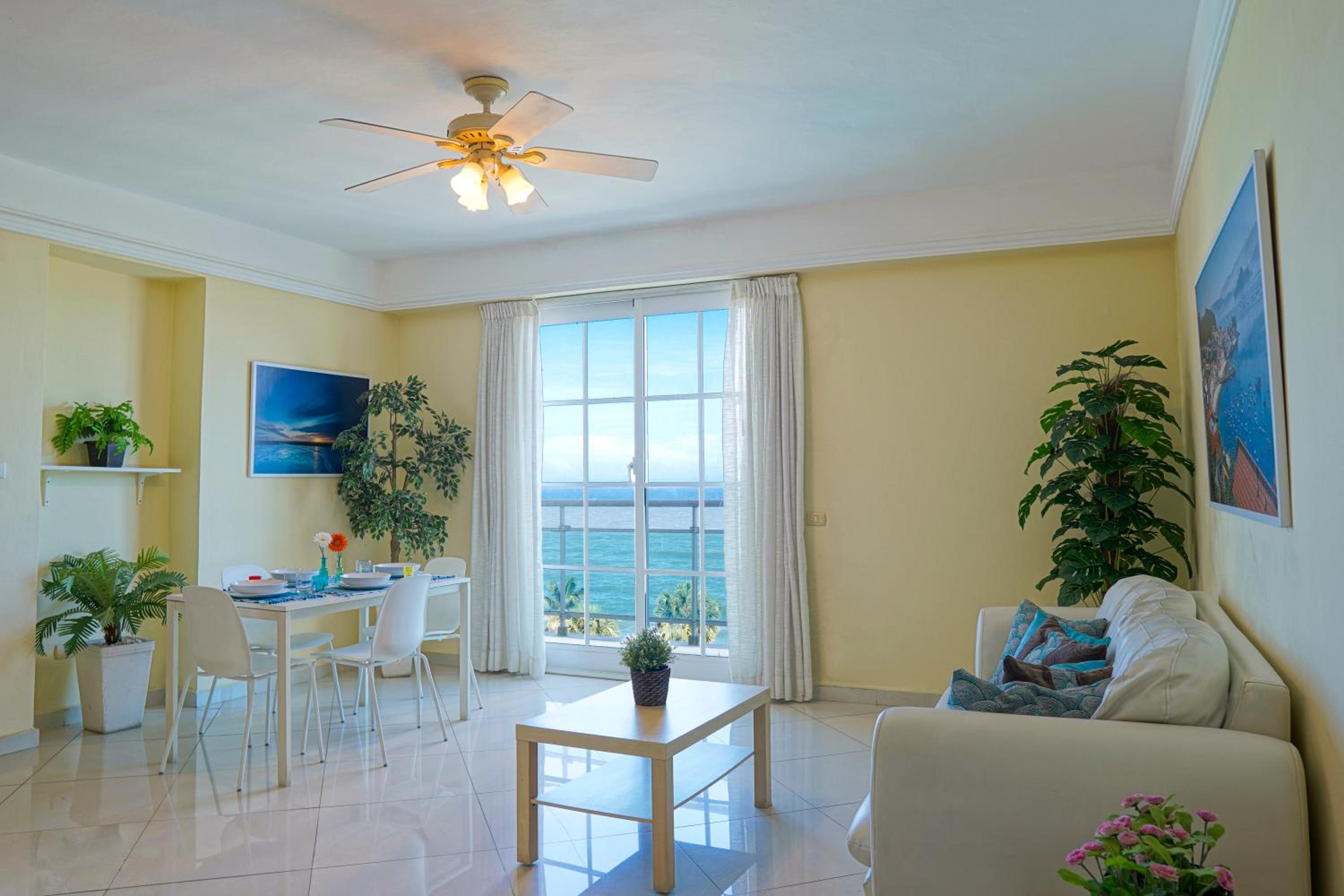 Two-Bedroom Apartment with Sea View photo 3