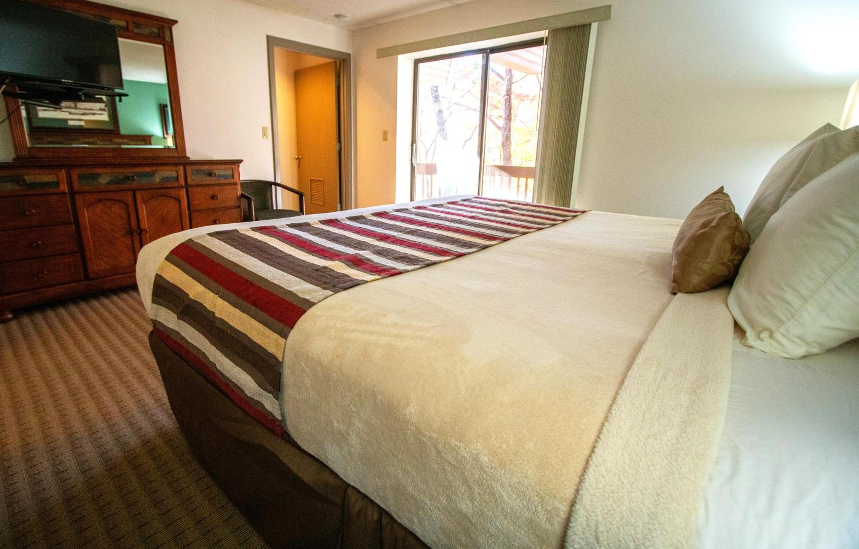 Family Suite with Balcony photo 3