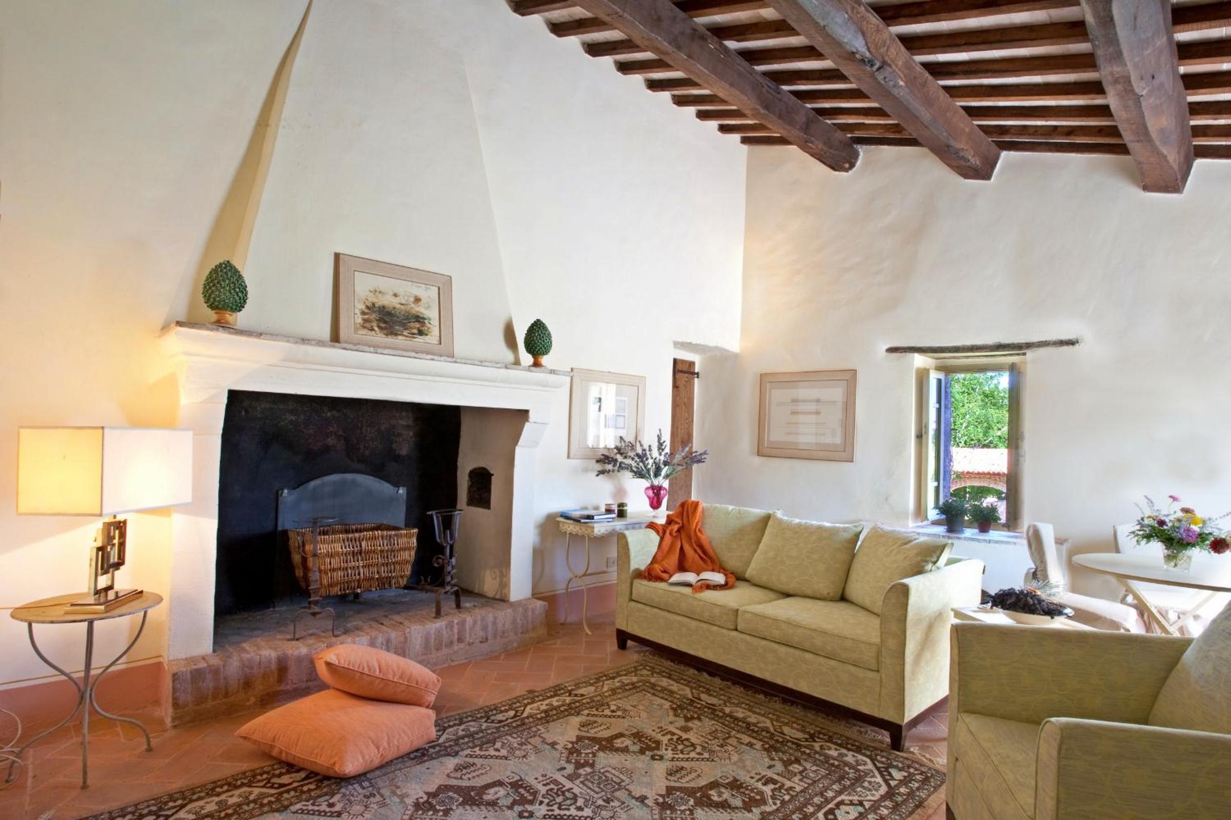 Apartment - Ground Floor photo 2
