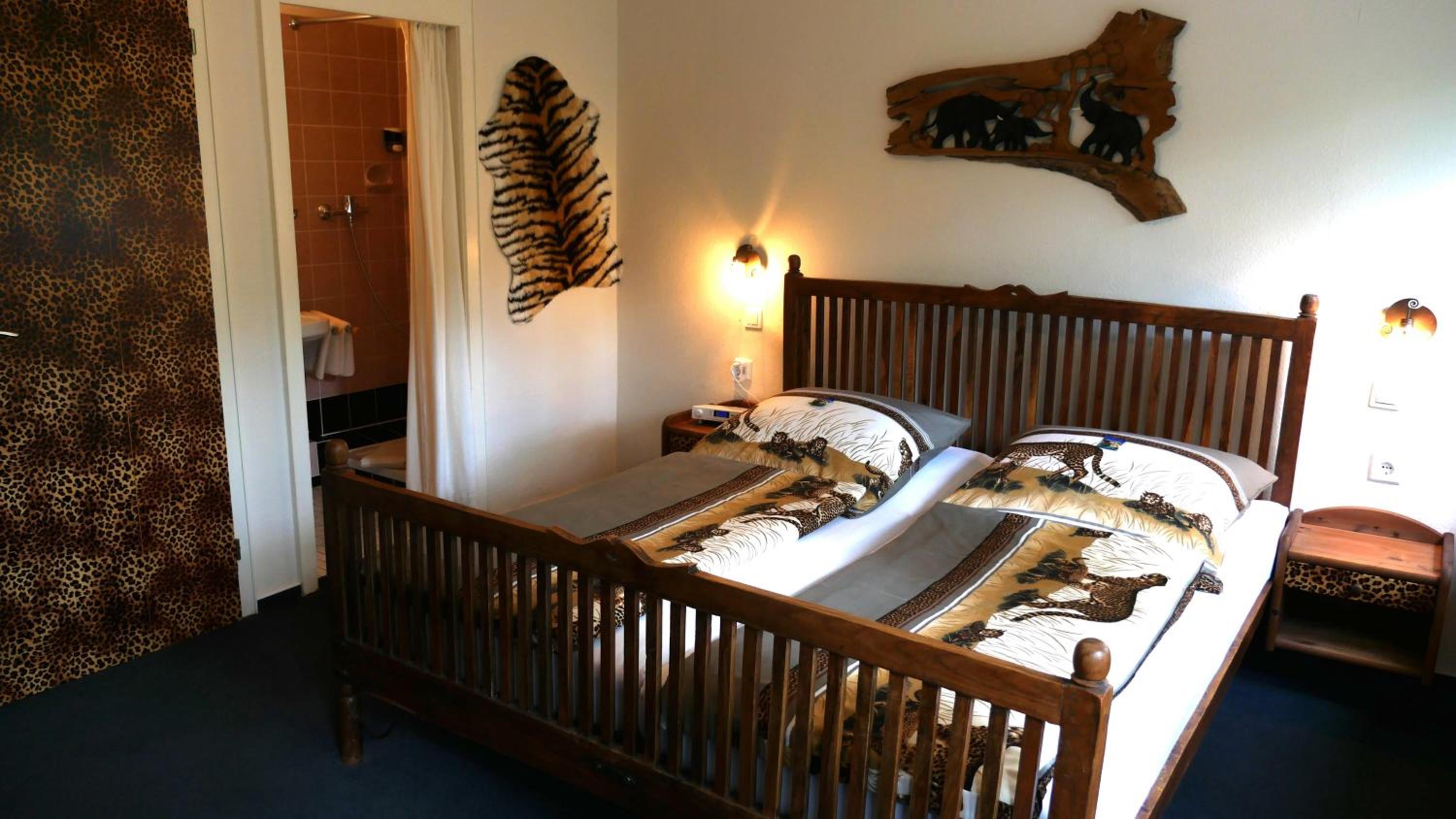 Double or Twin Room photo 2