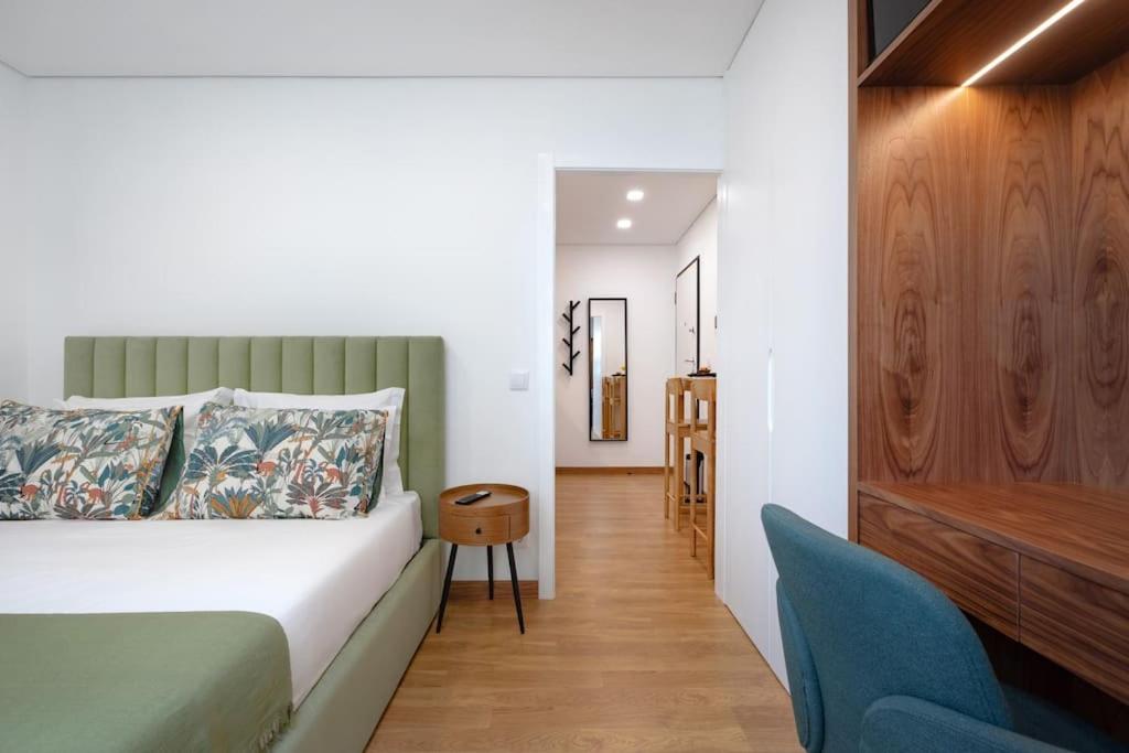 Studio Apartment photo 1