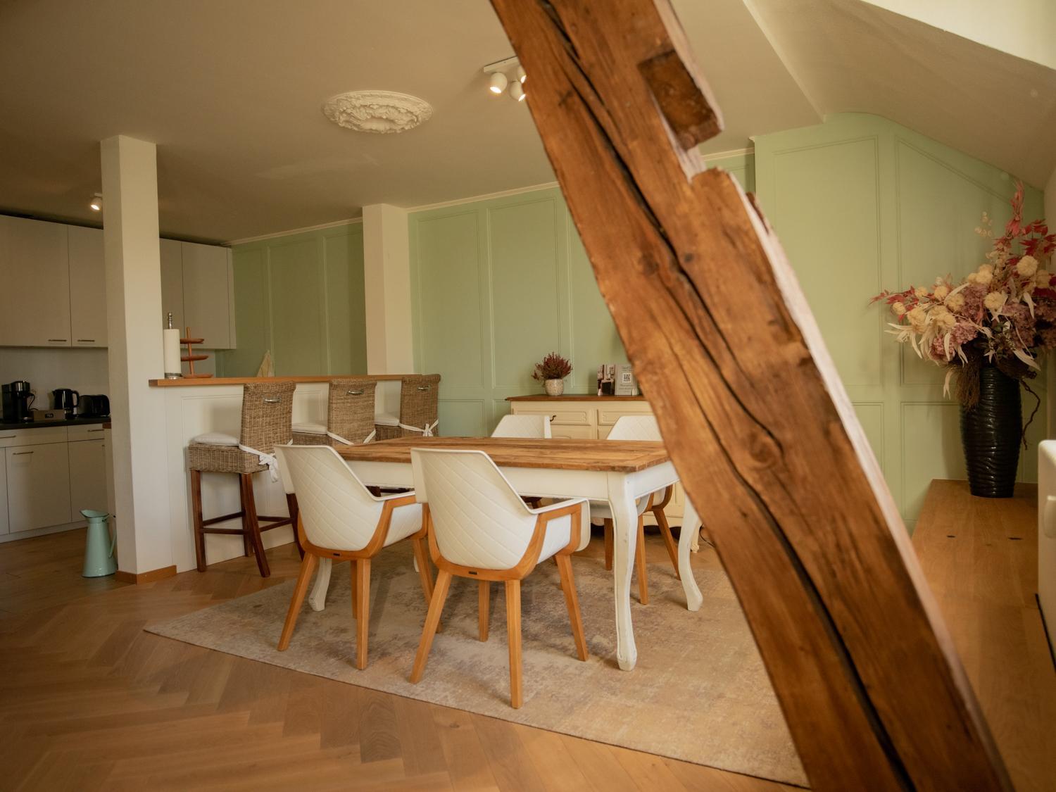 Apartment - Photo 32