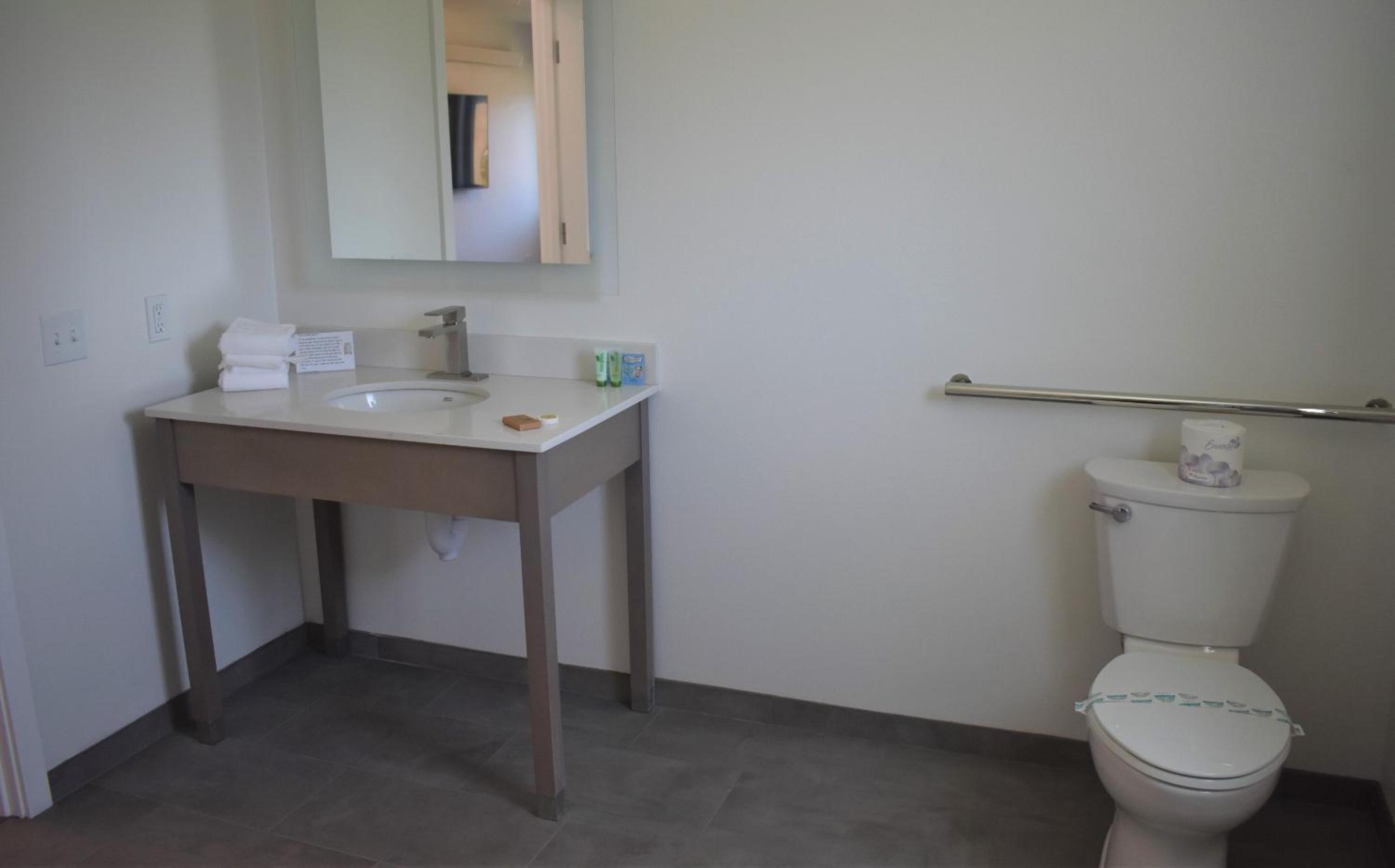 Single Room - Photo 3