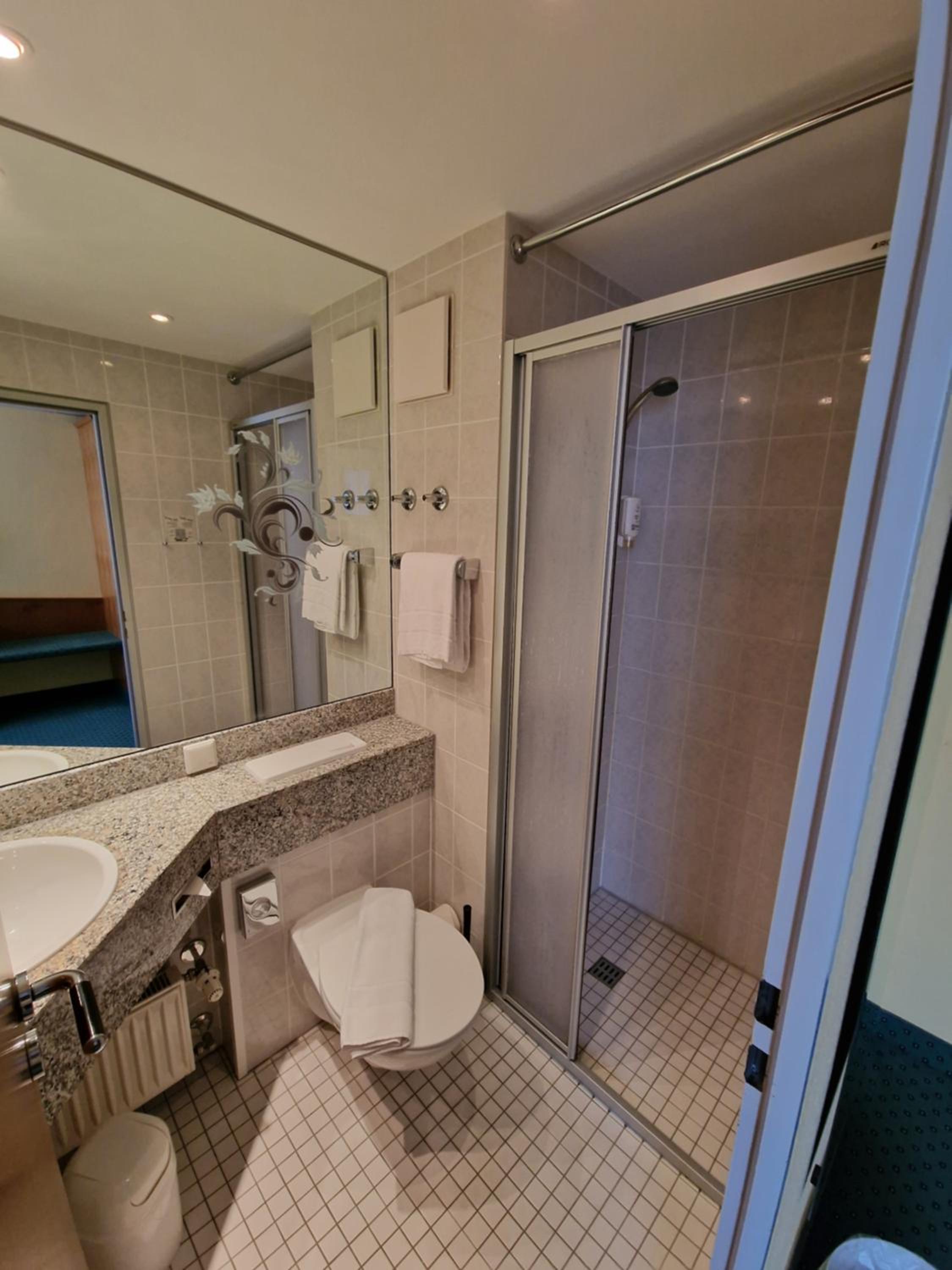 Single Room photo 2