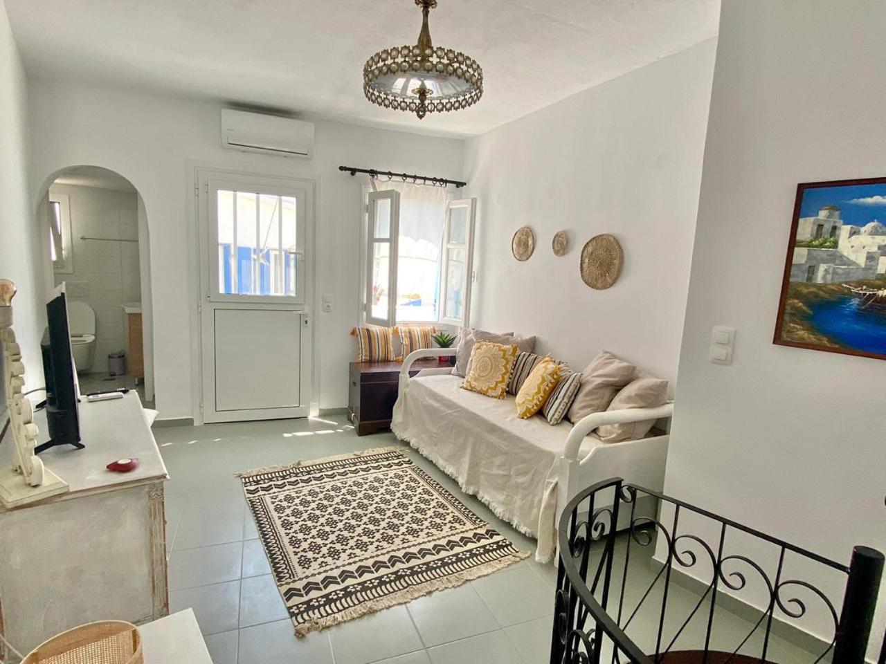 One-Bedroom House photo 2