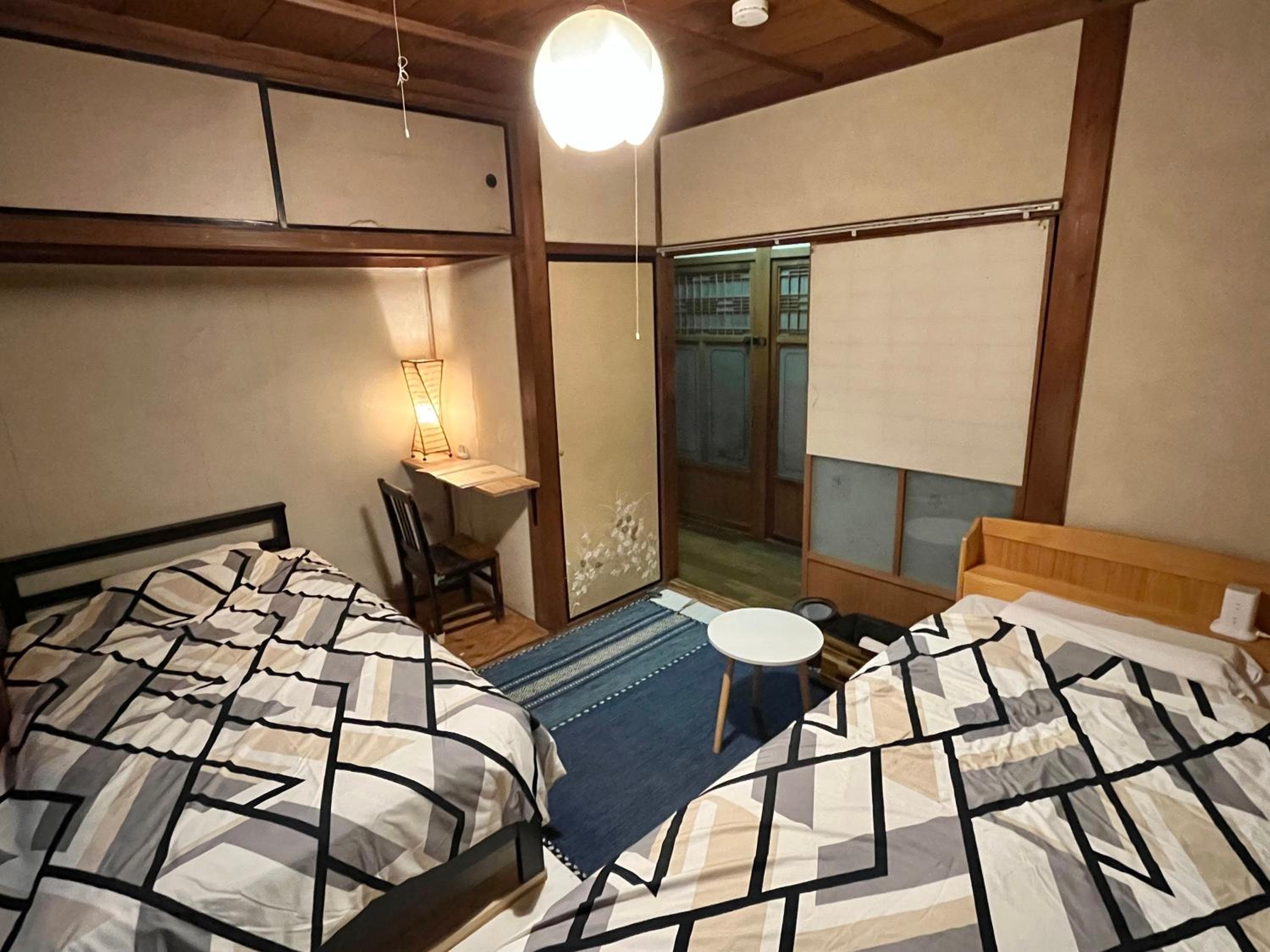 Economy Twin Room