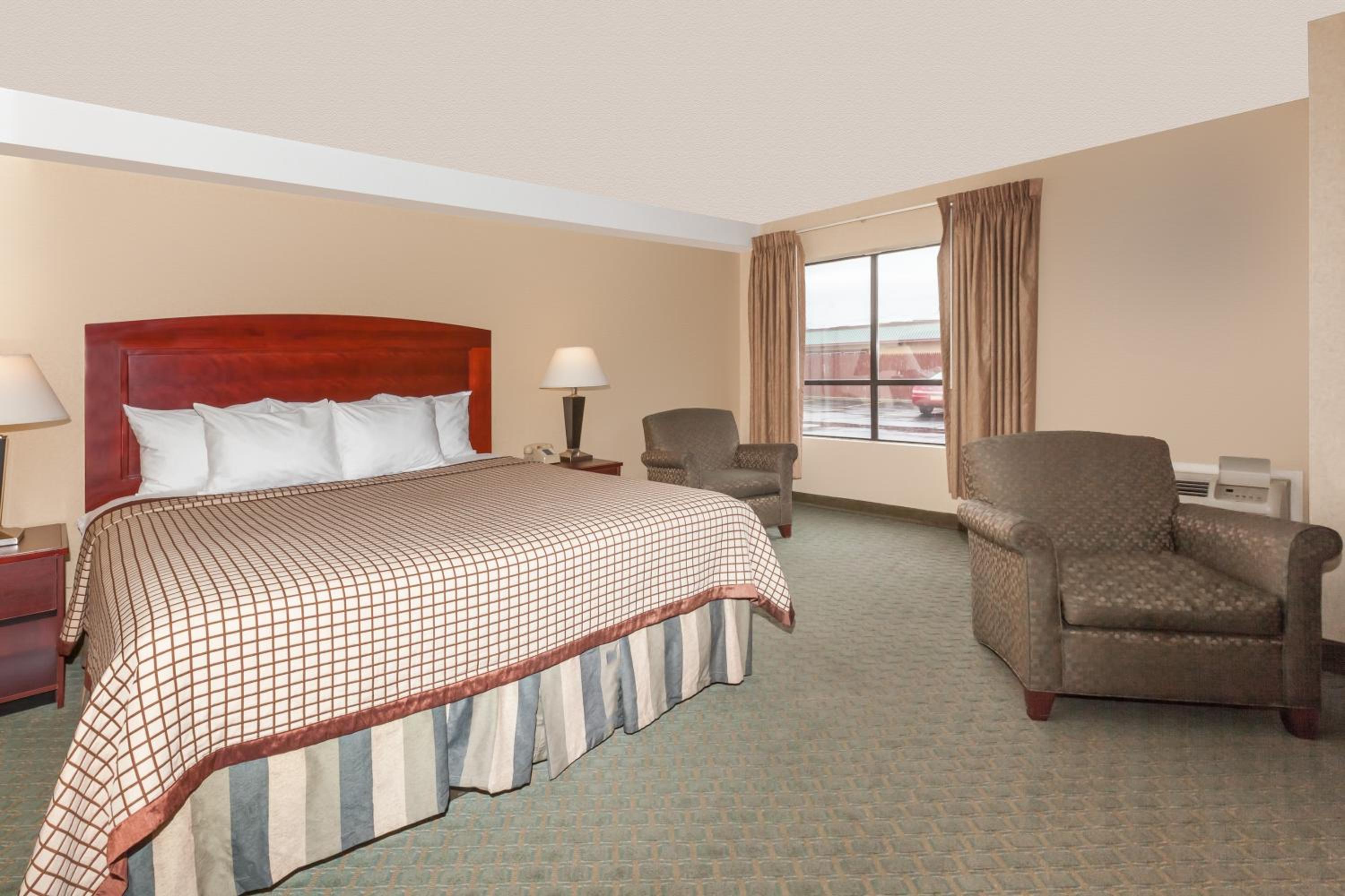 King Studio Suite - Non-Smoking - Photo 1