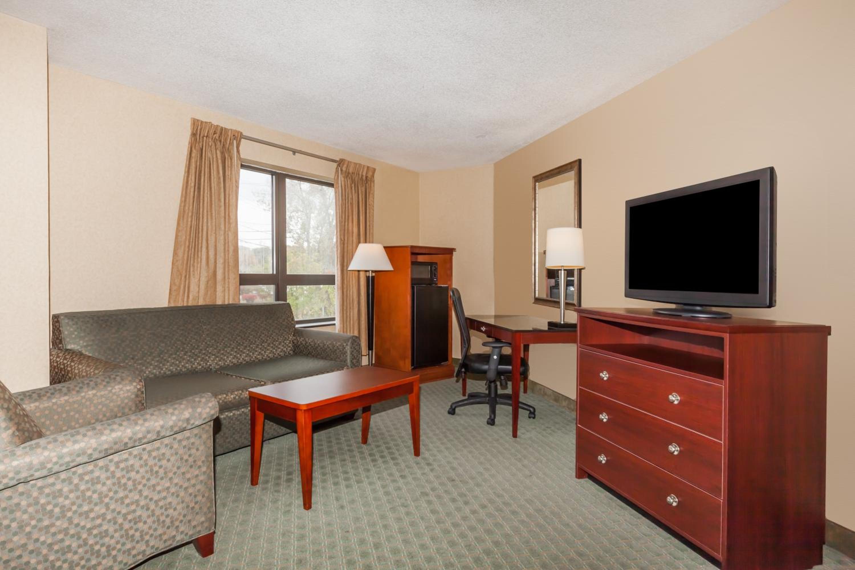 Studio Suite with Two Double Beds - Non-Smoking - Photo 2