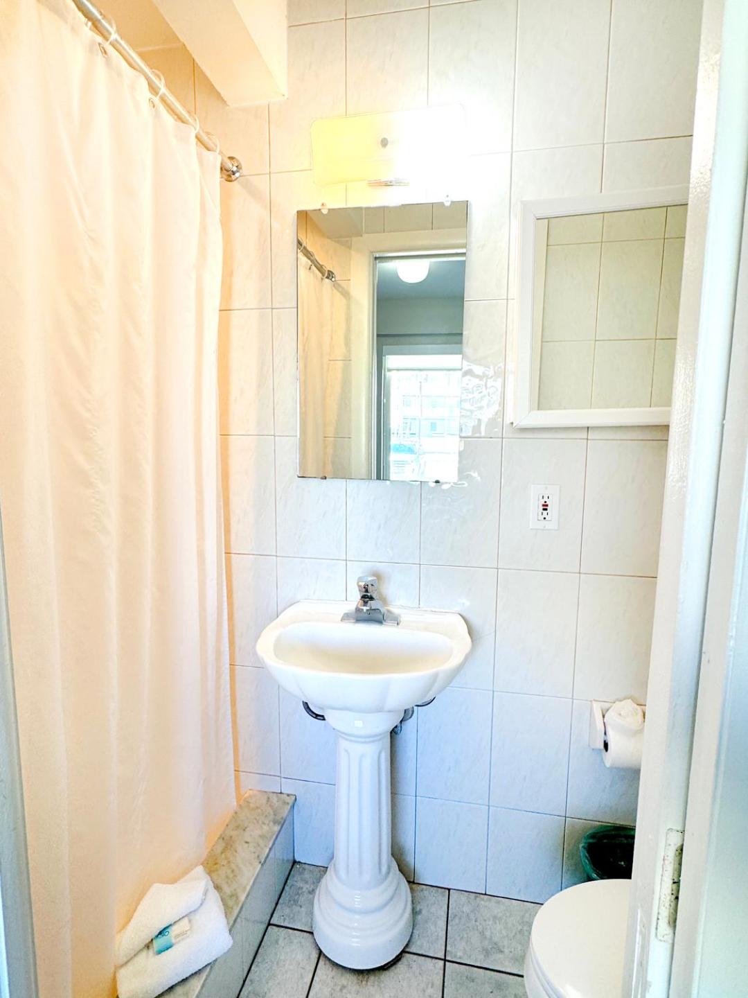 Two-Bedroom Suite photo 2