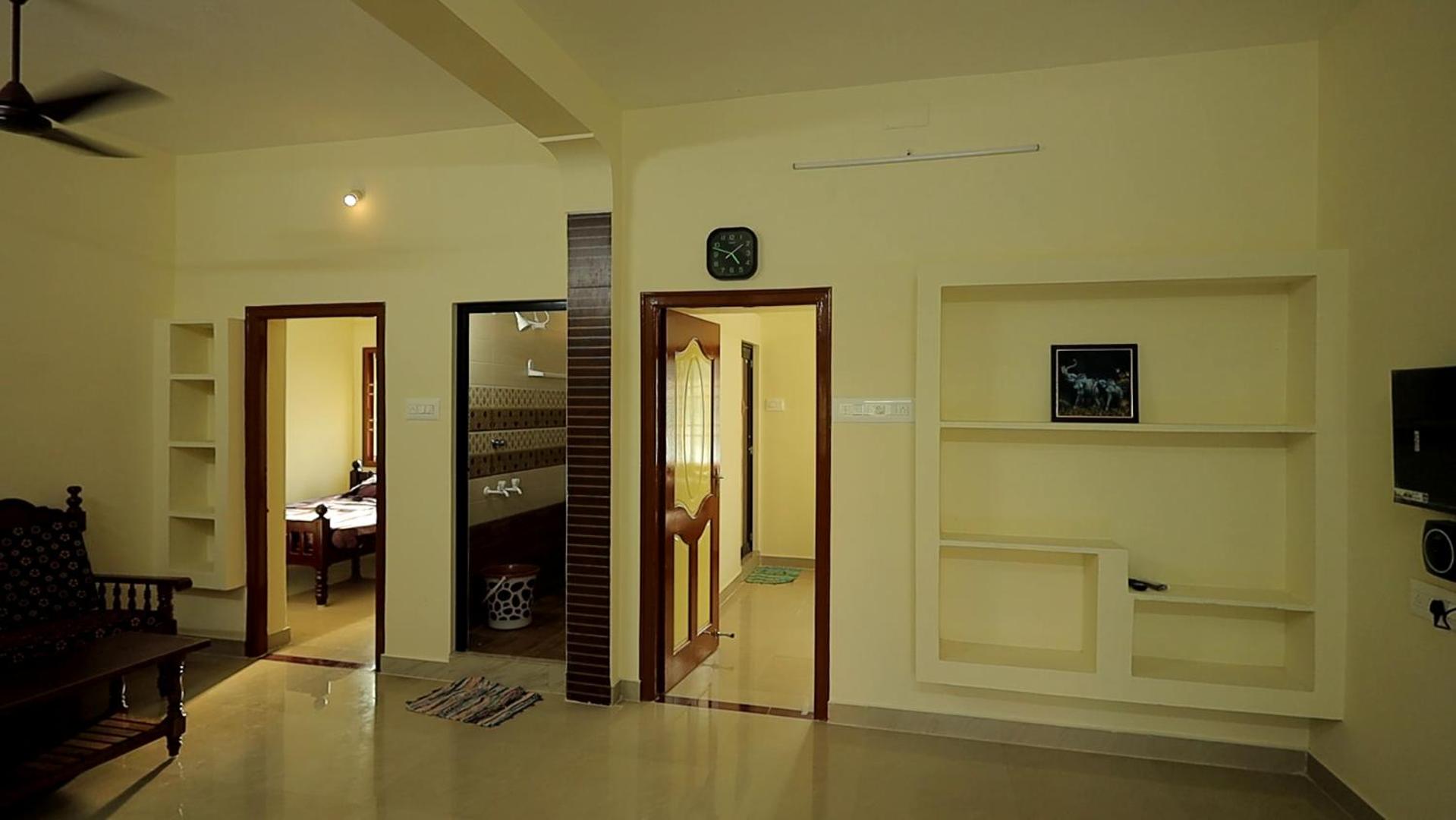 Double Room With Private Bathroom photo 1