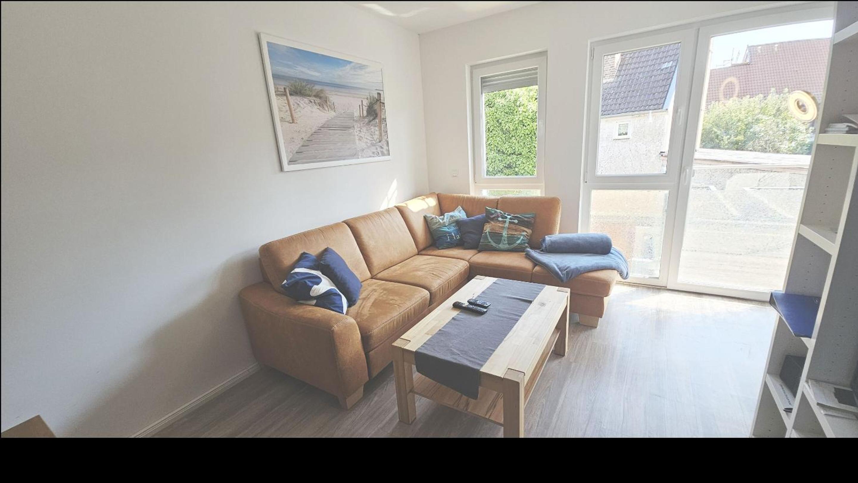 One-Bedroom Apartment with Balcony photo 1
