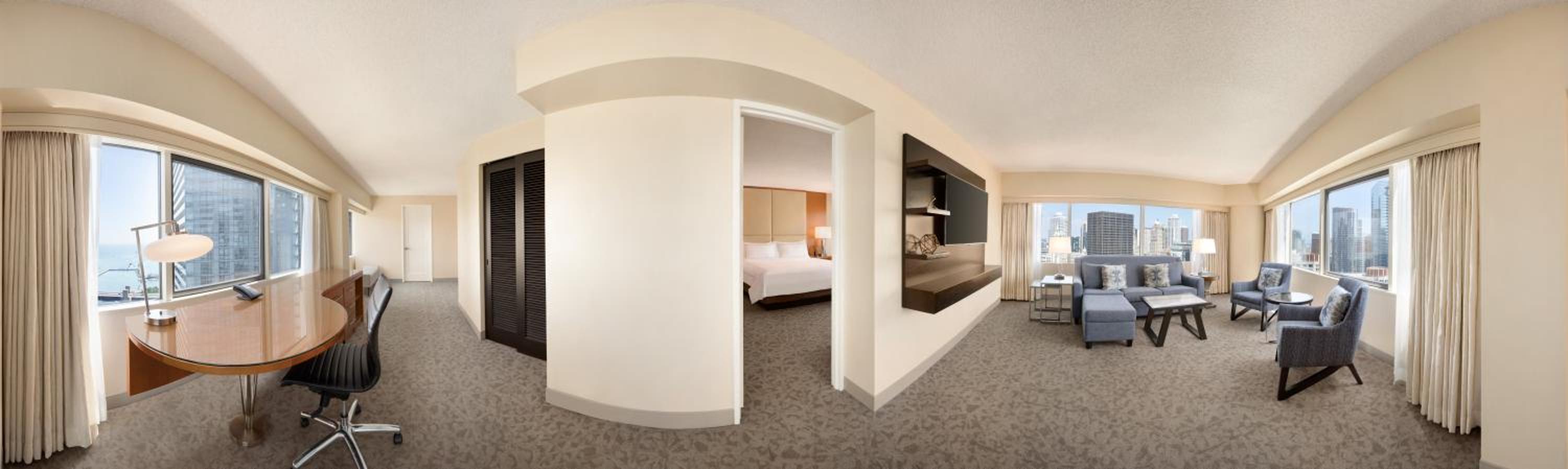 Lifestyle Suite View 1 King