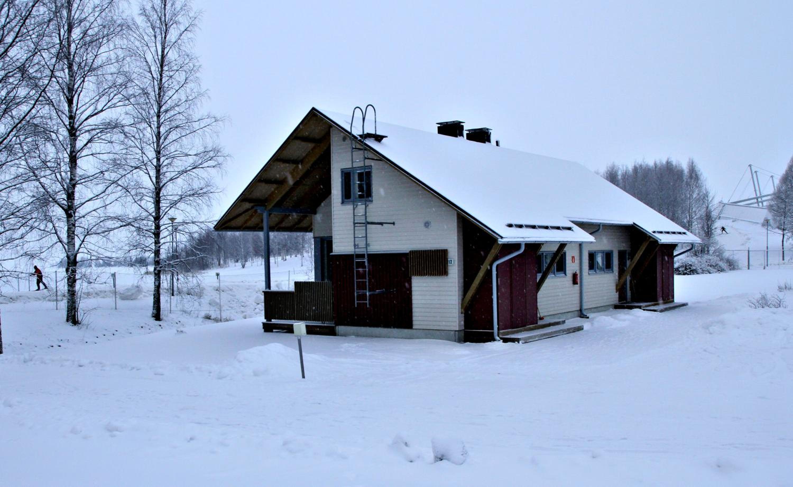 One-Bedroom Apartment with Sauna - Photo 23