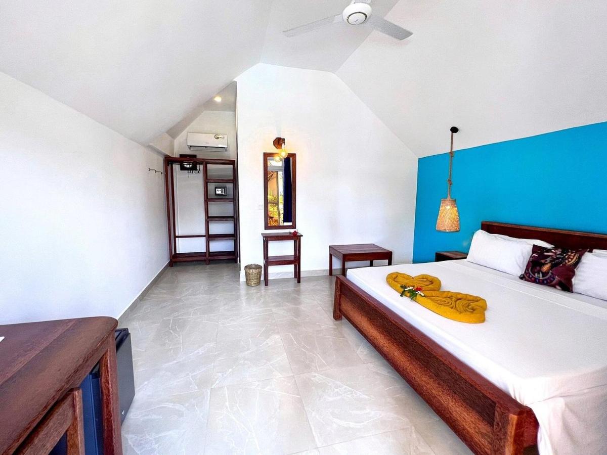 Triple Room with Garden View