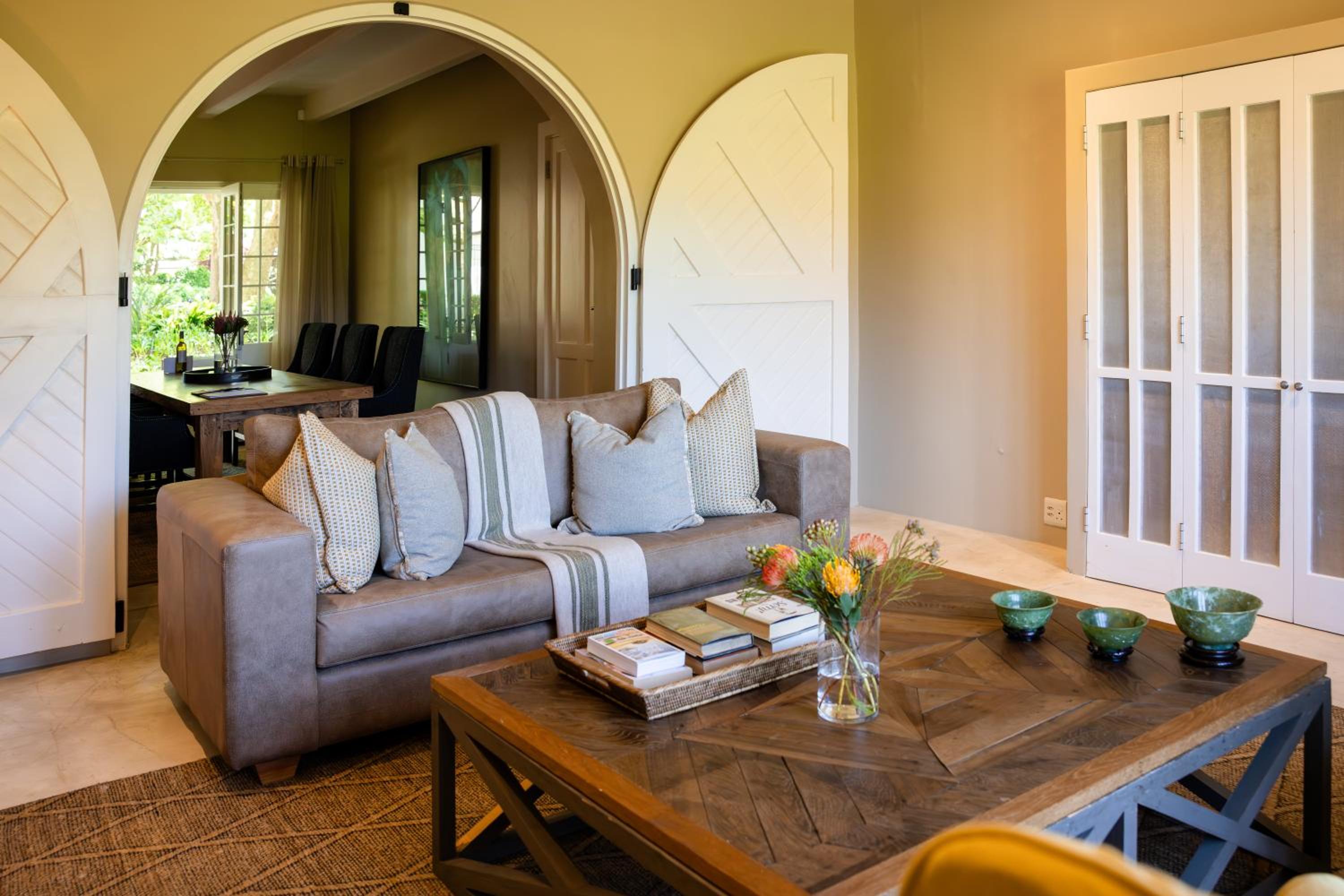 Suite with Mountain View - Photo 2
