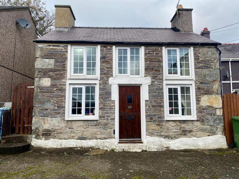 Two-Bedroom House photo 2
