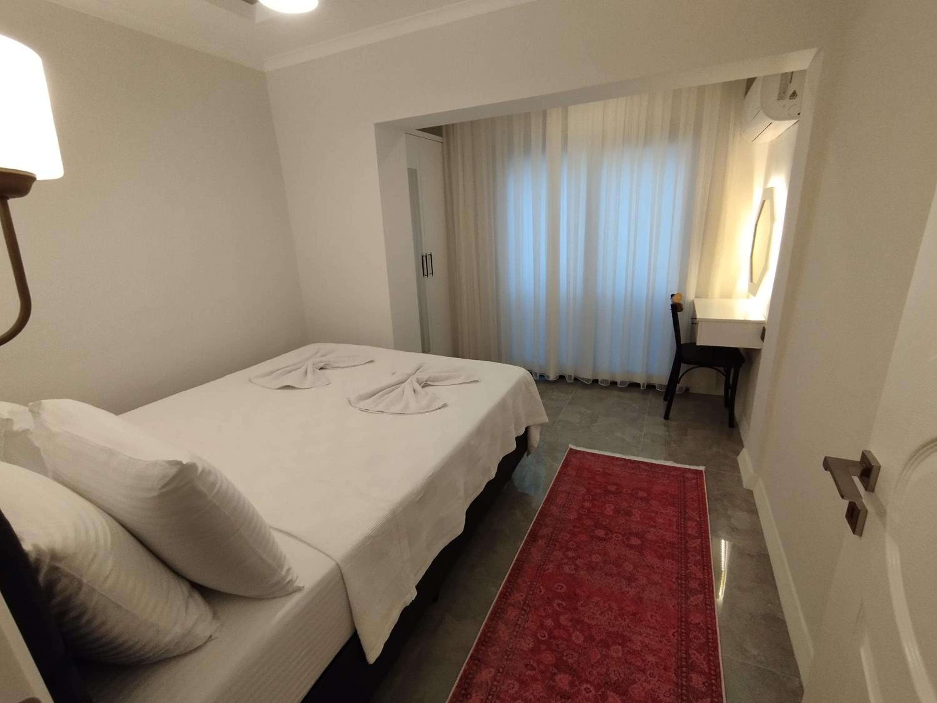 Apartment with View and Balcony - Photo 14