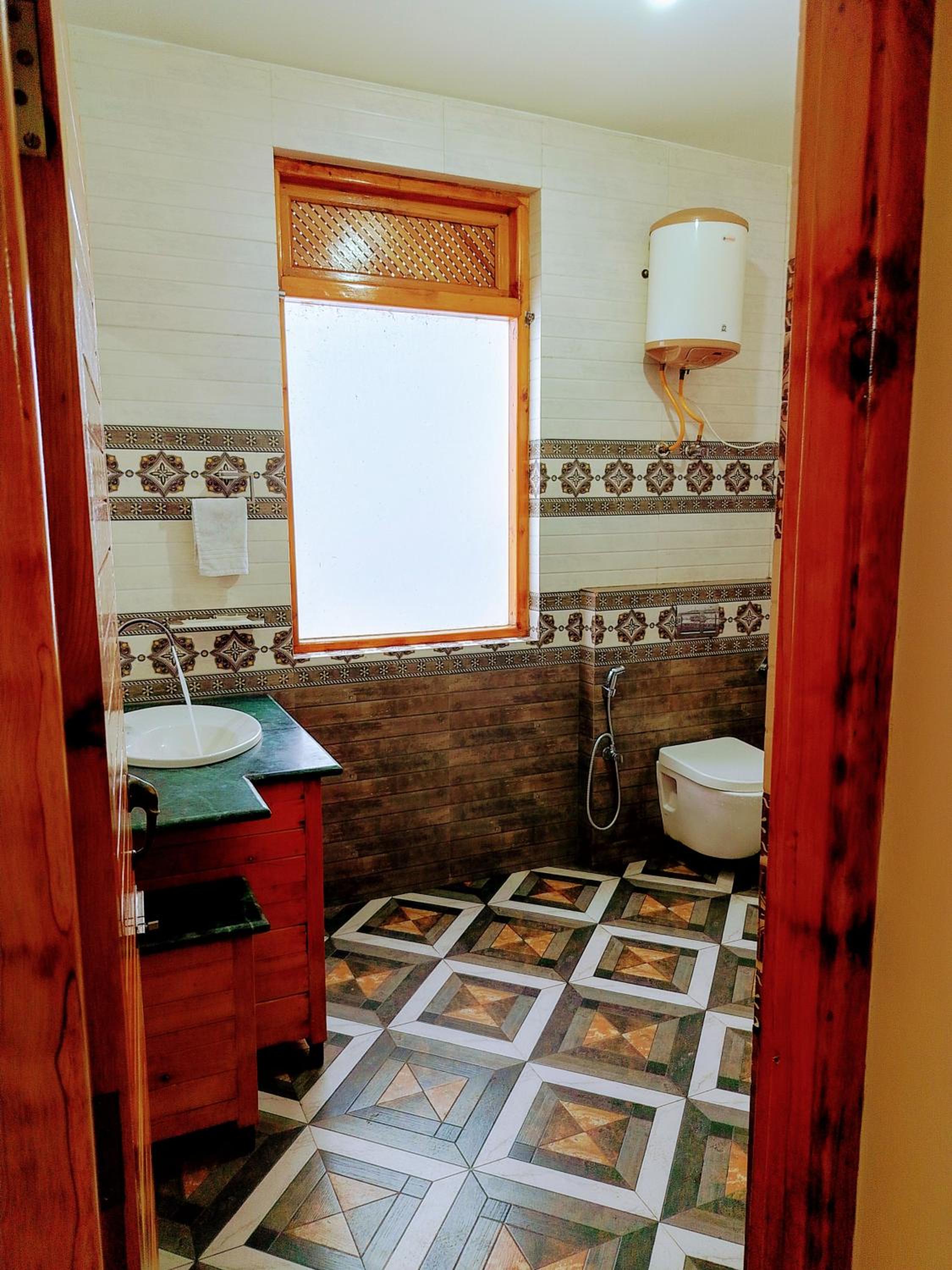 Deluxe Double Room With Balcony photo 3