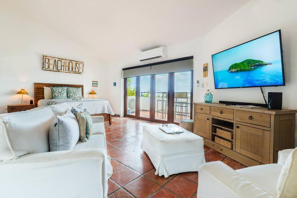 One-Bedroom Villa photo 1