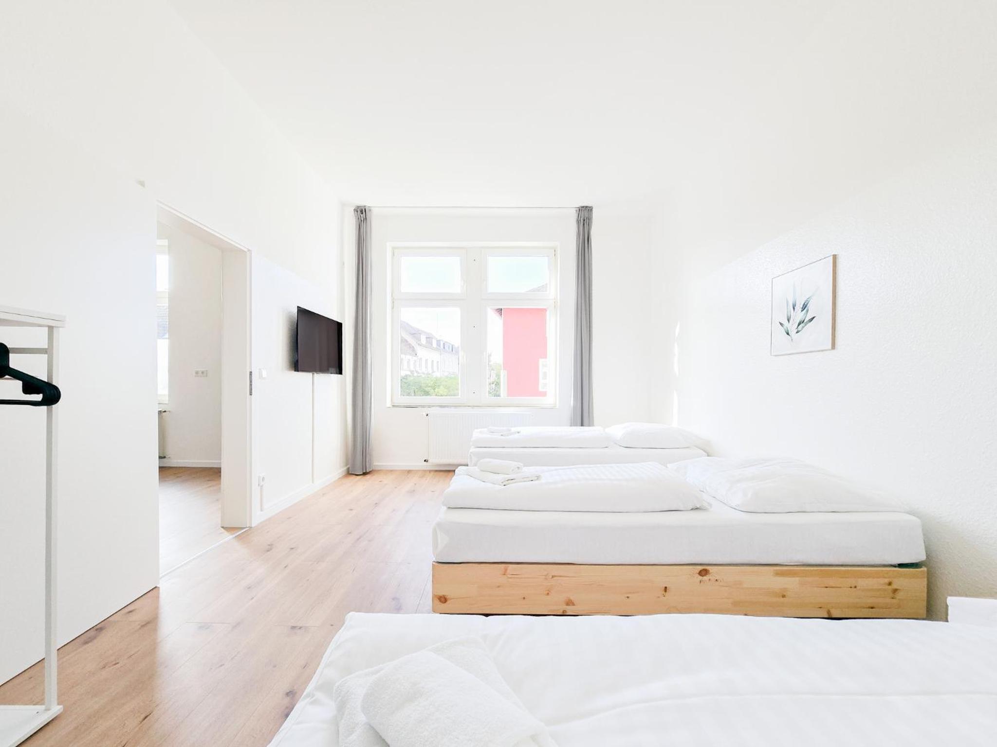 One-Bedroom Apartment - Non-Smoking photo 1