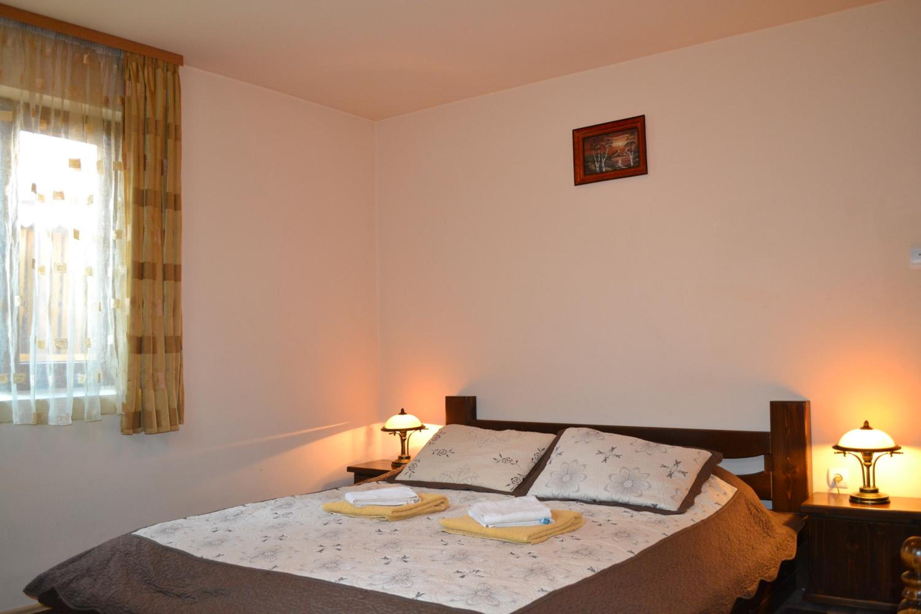 Triple Room with Shared Bathroom photo 2