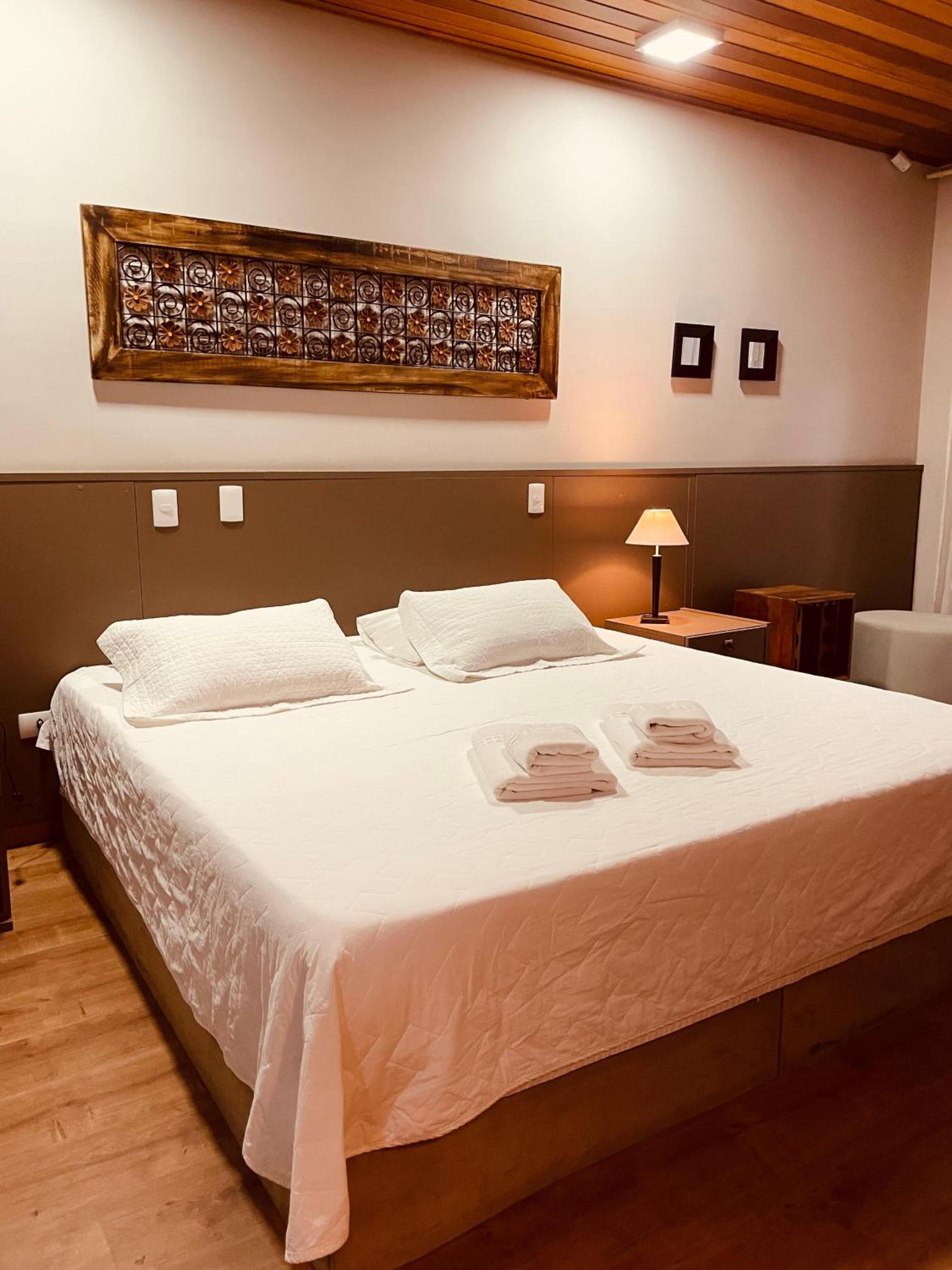 King Suite with Spa Bath