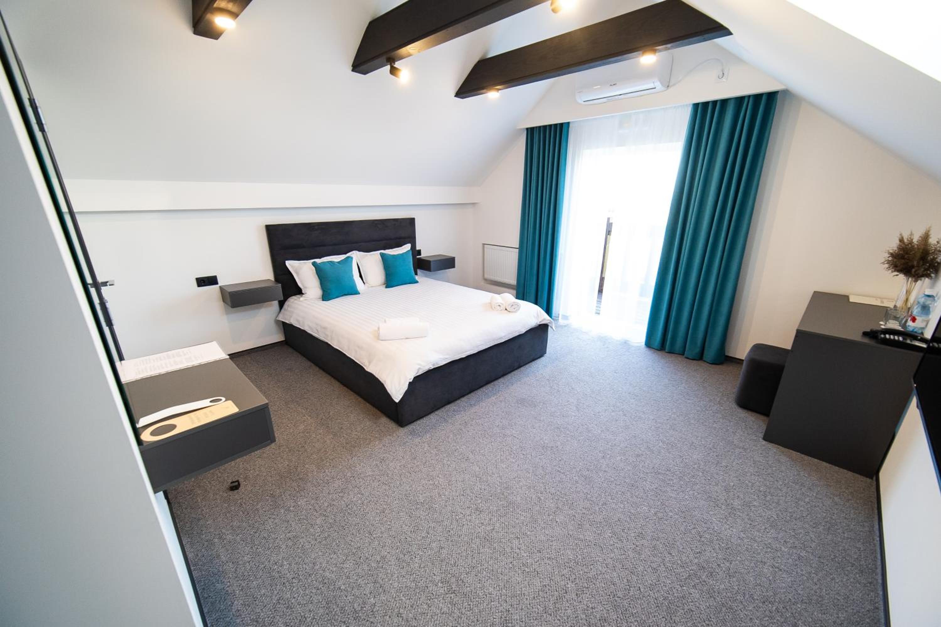 Suite photo 1