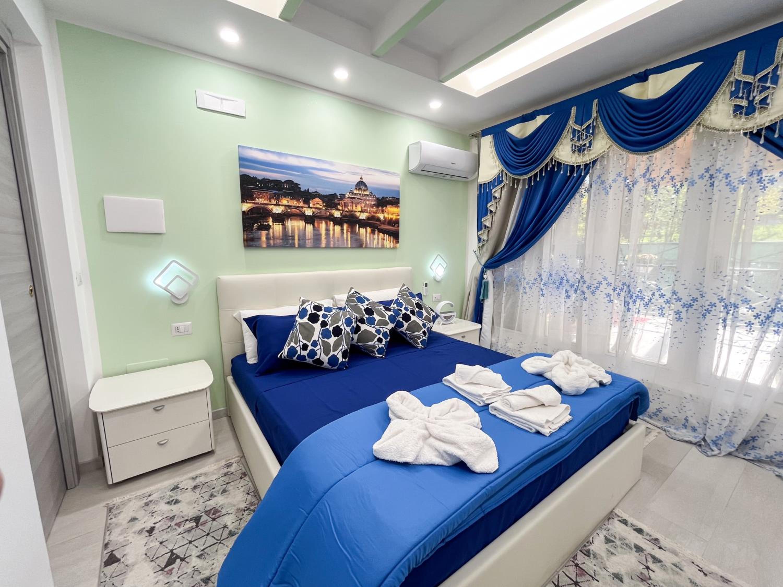 Small Double Room photo 3