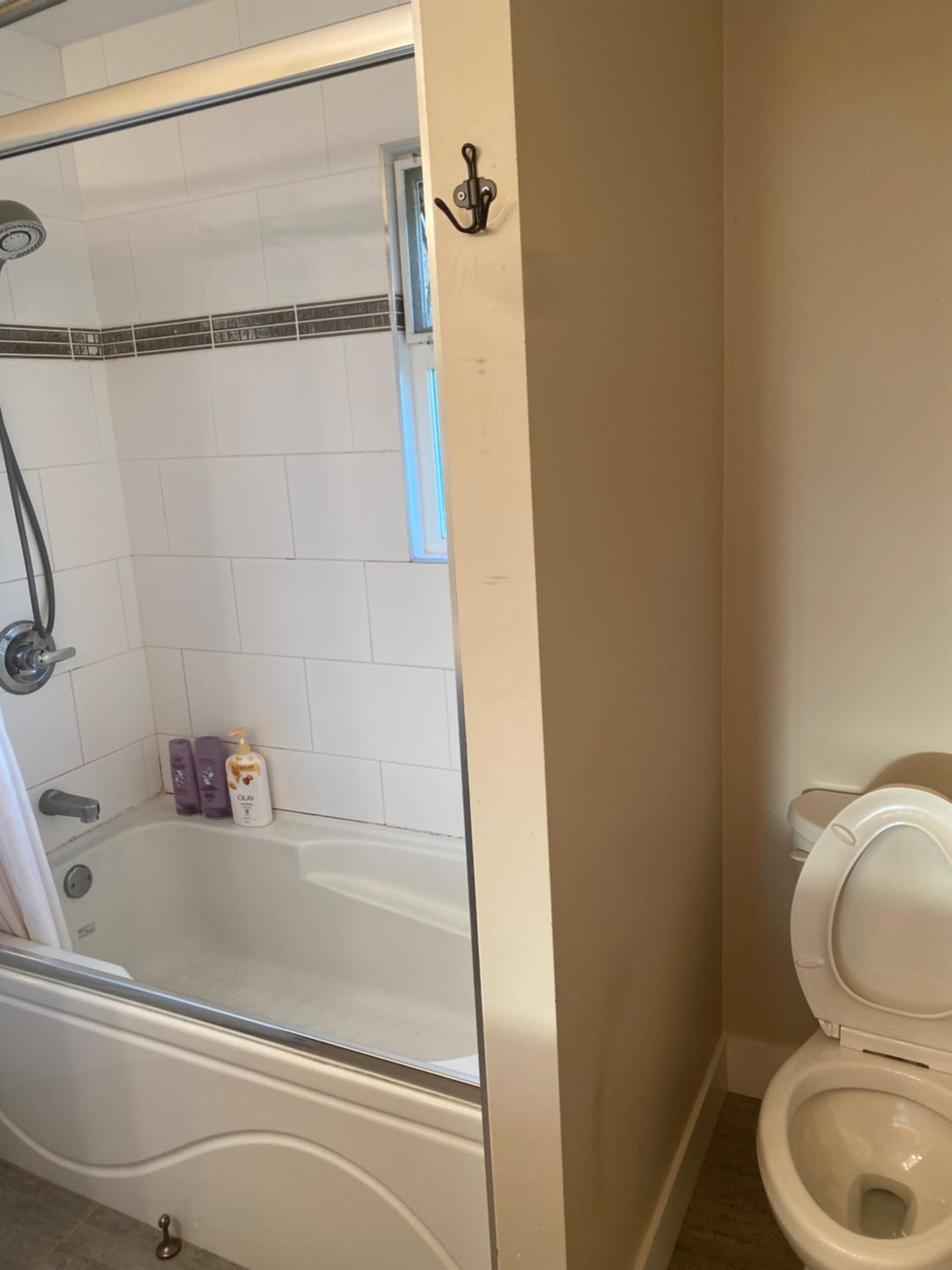 Double Room With Private Bathroom photo 2