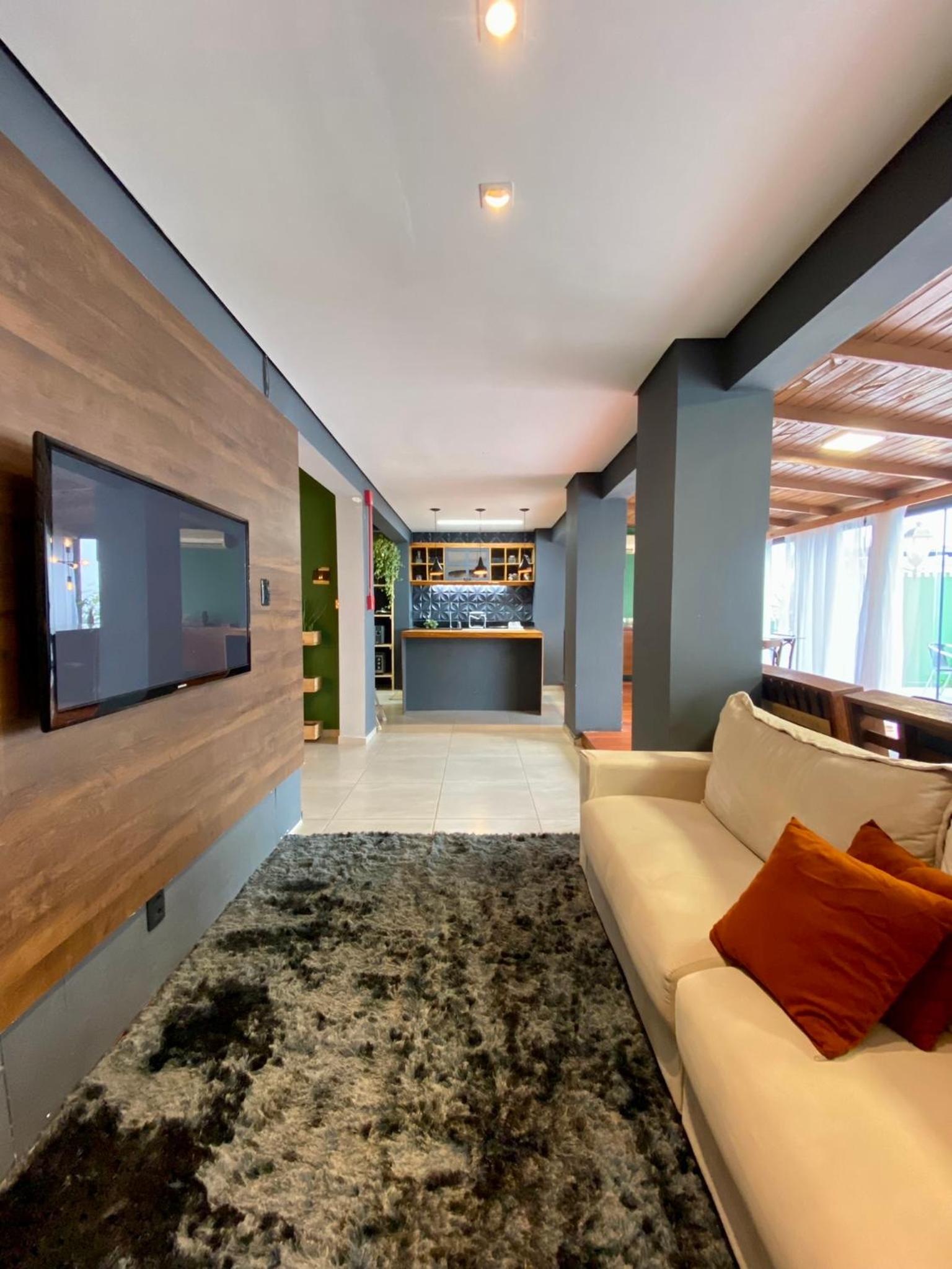 One-Bedroom Apartment with Sea View