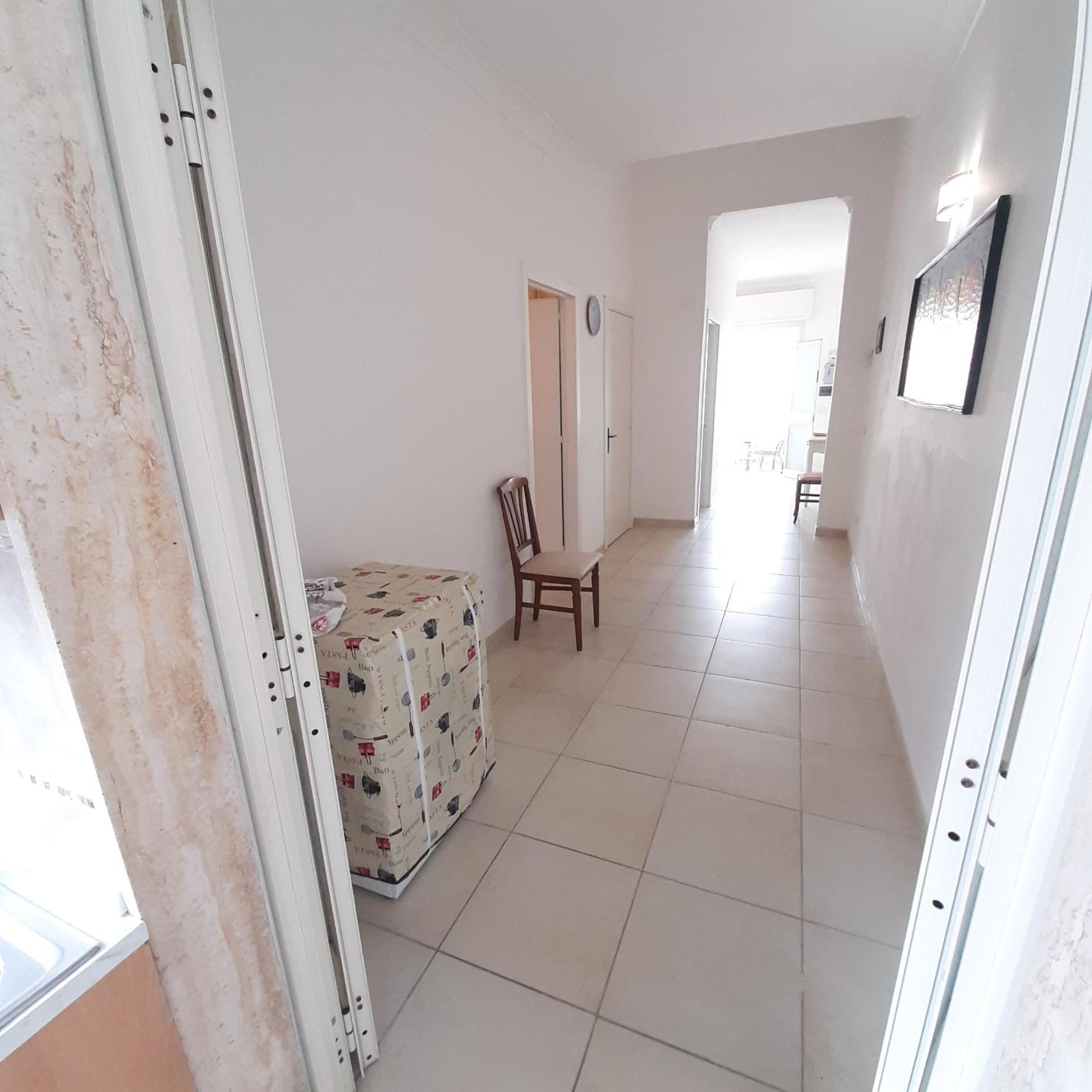 Two-Bedroom Apartment with Balcony photo 3