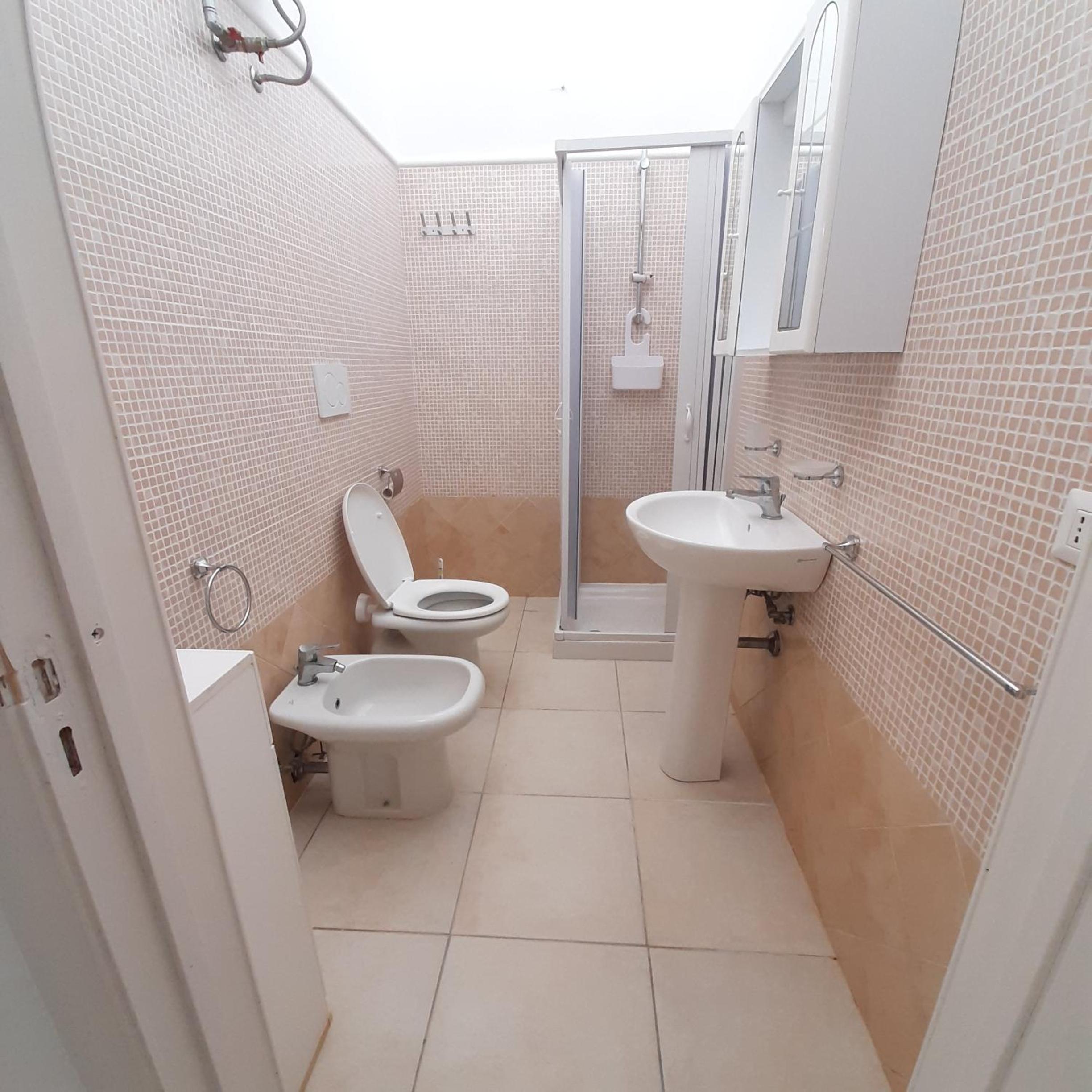 Two-Bedroom Apartment with Balcony photo 2