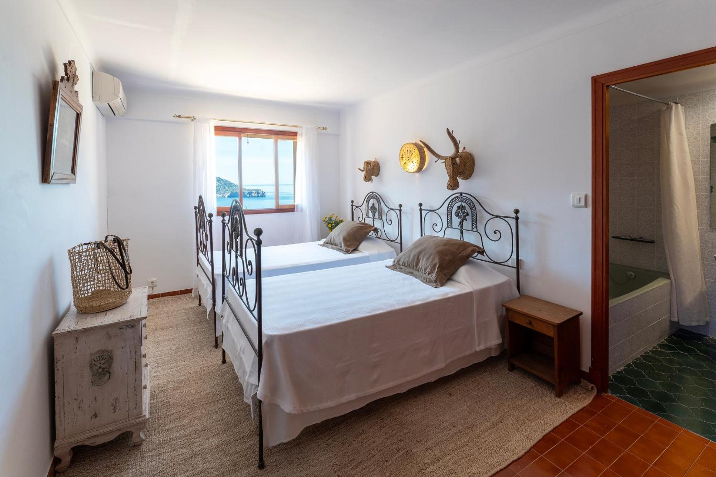 Casa de cuatro habitaciones